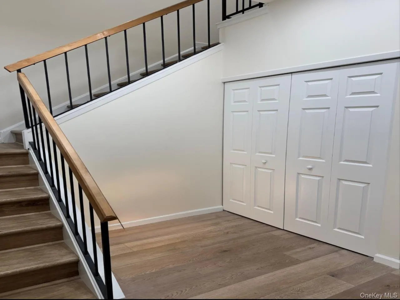 80 Northgate Circle, Huntington, NY, 2 Bedrooms Bedrooms, 5 Rooms Rooms,2 BathroomsBathrooms,Residential Lease,Idx,Northgate,0,953355 80 Northgate Circle, Huntington, NY, 2 Bedrooms Bedrooms, 5 Rooms Rooms,2 BathroomsBathrooms,Residential Lease,Idx,Northgate,0,953355