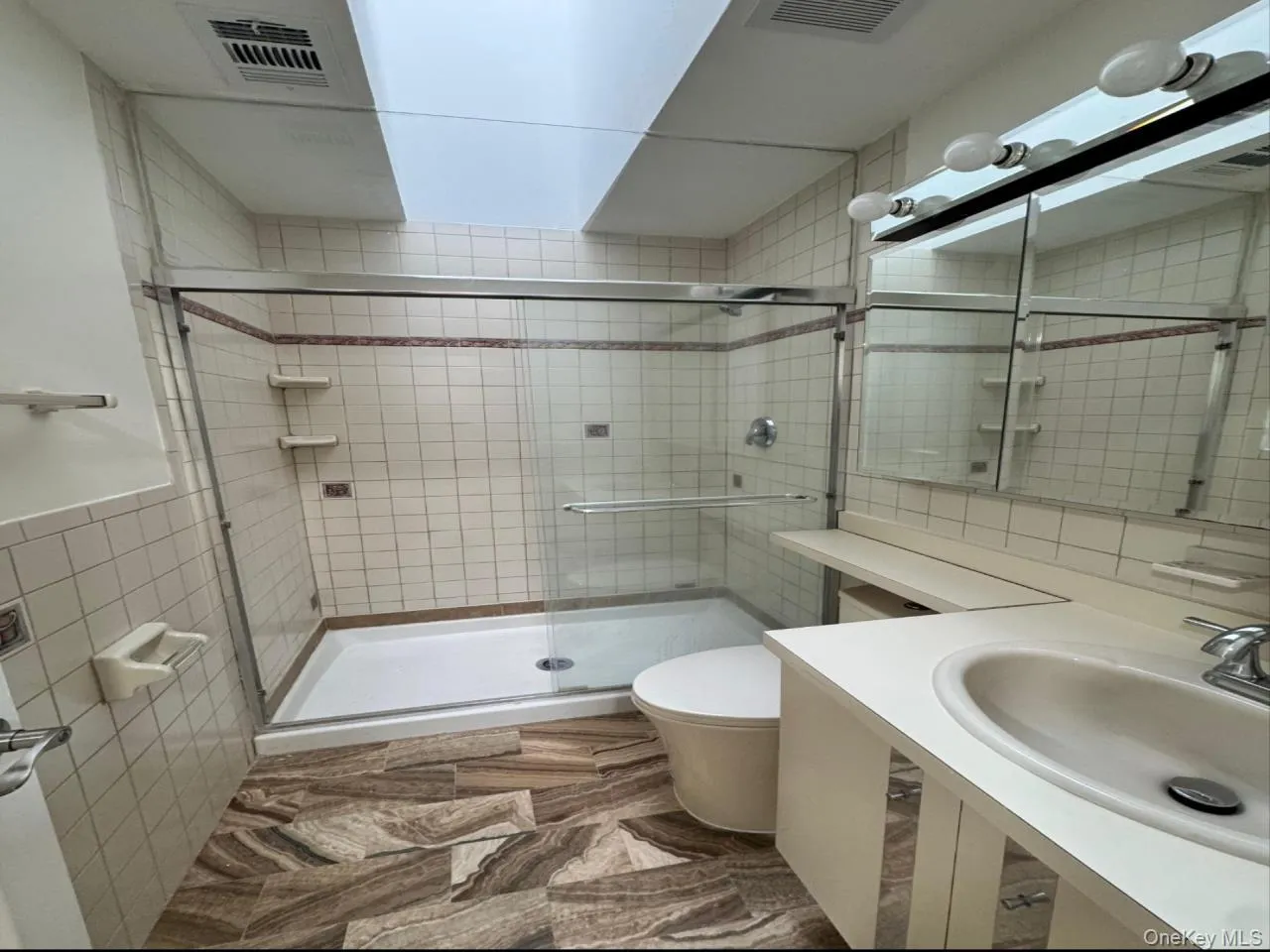 80 Northgate Circle, Huntington, NY, 2 Bedrooms Bedrooms, 5 Rooms Rooms,2 BathroomsBathrooms,Residential Lease,Idx,Northgate,0,953355 80 Northgate Circle, Huntington, NY, 2 Bedrooms Bedrooms, 5 Rooms Rooms,2 BathroomsBathrooms,Residential Lease,Idx,Northgate,0,953355