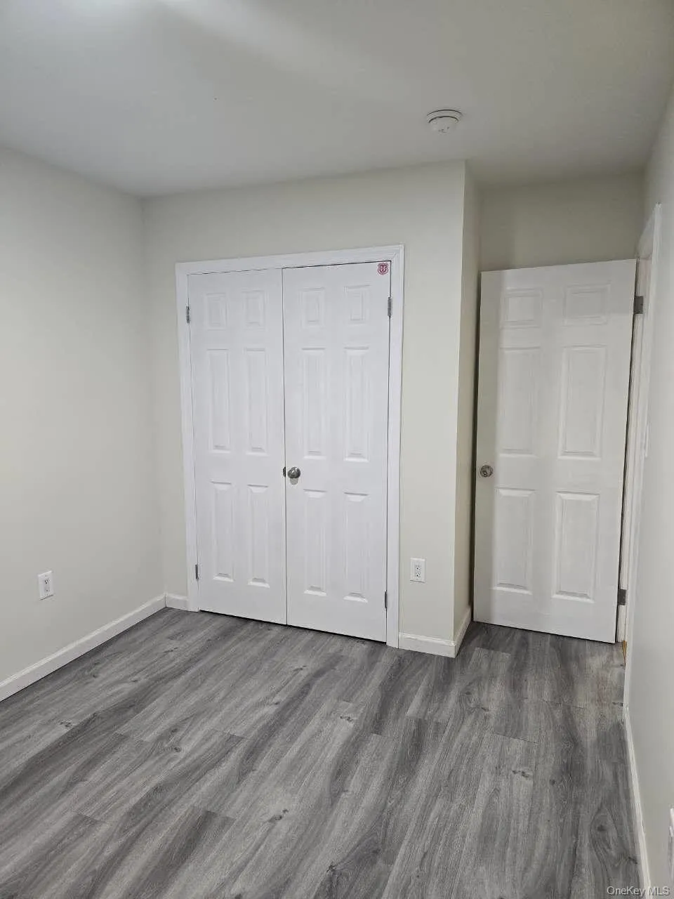 5722 Kissena Boulevard, New York, NY, 2 Bedrooms Bedrooms, 4 Rooms Rooms,1 BathroomBathrooms,Residential Lease,Idx,Kissena,0,953368 5722 Kissena Boulevard, New York, NY, 2 Bedrooms Bedrooms, 4 Rooms Rooms,1 BathroomBathrooms,Residential Lease,Idx,Kissena,0,953368