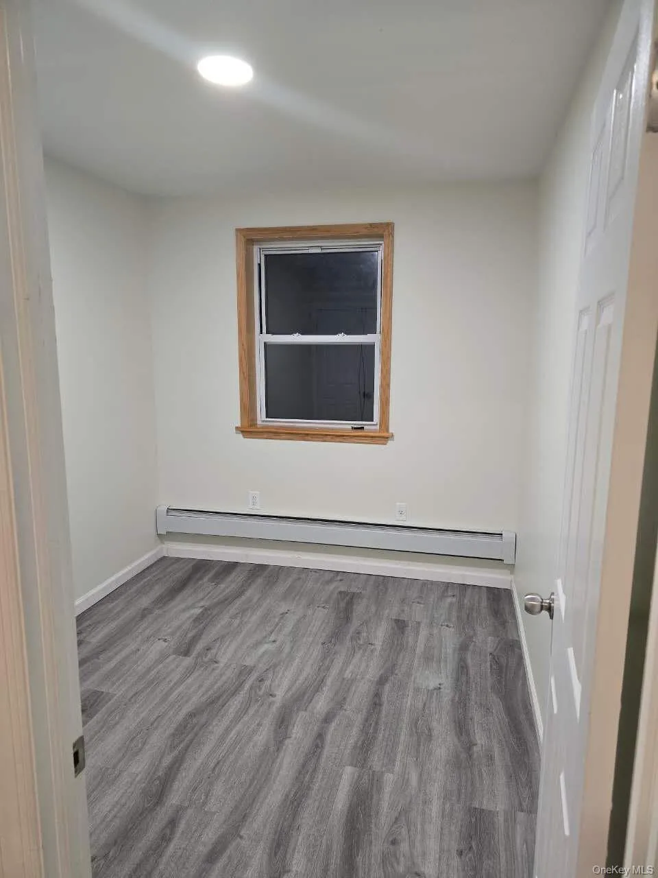 5722 Kissena Boulevard, New York, NY, 2 Bedrooms Bedrooms, 4 Rooms Rooms,1 BathroomBathrooms,Residential Lease,Idx,Kissena,0,953368 5722 Kissena Boulevard, New York, NY, 2 Bedrooms Bedrooms, 4 Rooms Rooms,1 BathroomBathrooms,Residential Lease,Idx,Kissena,0,953368