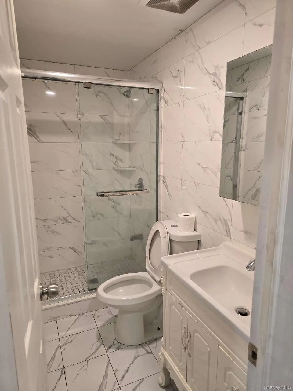 5722 Kissena Boulevard, New York, NY, 2 Bedrooms Bedrooms, 4 Rooms Rooms,1 BathroomBathrooms,Residential Lease,Idx,Kissena,0,953368 5722 Kissena Boulevard, New York, NY, 2 Bedrooms Bedrooms, 4 Rooms Rooms,1 BathroomBathrooms,Residential Lease,Idx,Kissena,0,953368