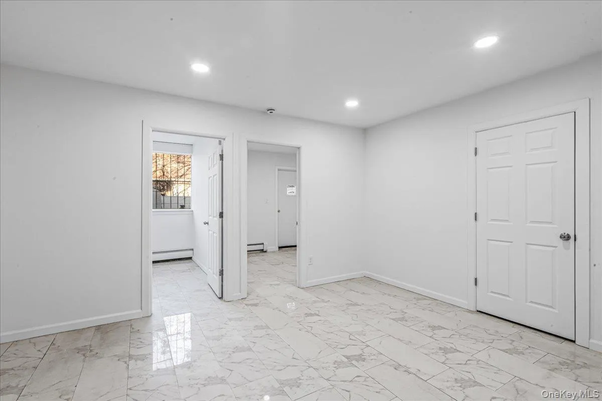 953A 217th Street, New York, NY, 5 Bedrooms Bedrooms, 9 Rooms Rooms,2 BathroomsBathrooms,Residential Lease,Idx,217th,0,953394 953A 217th Street, New York, NY, 5 Bedrooms Bedrooms, 9 Rooms Rooms,2 BathroomsBathrooms,Residential Lease,Idx,217th,0,953394