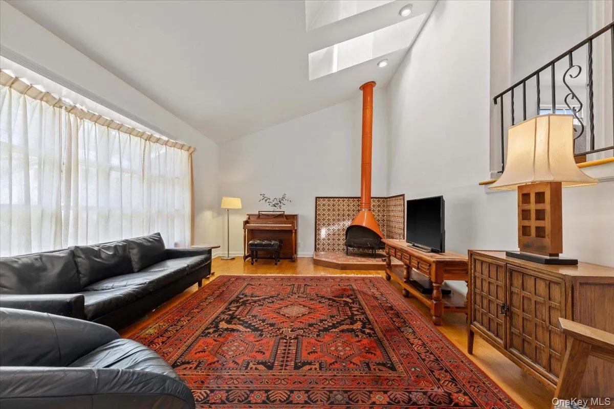 18 Harvard Lane, Greenburgh, NY, 3 Bedrooms Bedrooms, 7 Rooms Rooms,2 BathroomsBathrooms,Residential Lease,Idx,Harvard,0,953447 18 Harvard Lane, Greenburgh, NY, 3 Bedrooms Bedrooms, 7 Rooms Rooms,2 BathroomsBathrooms,Residential Lease,Idx,Harvard,0,953447