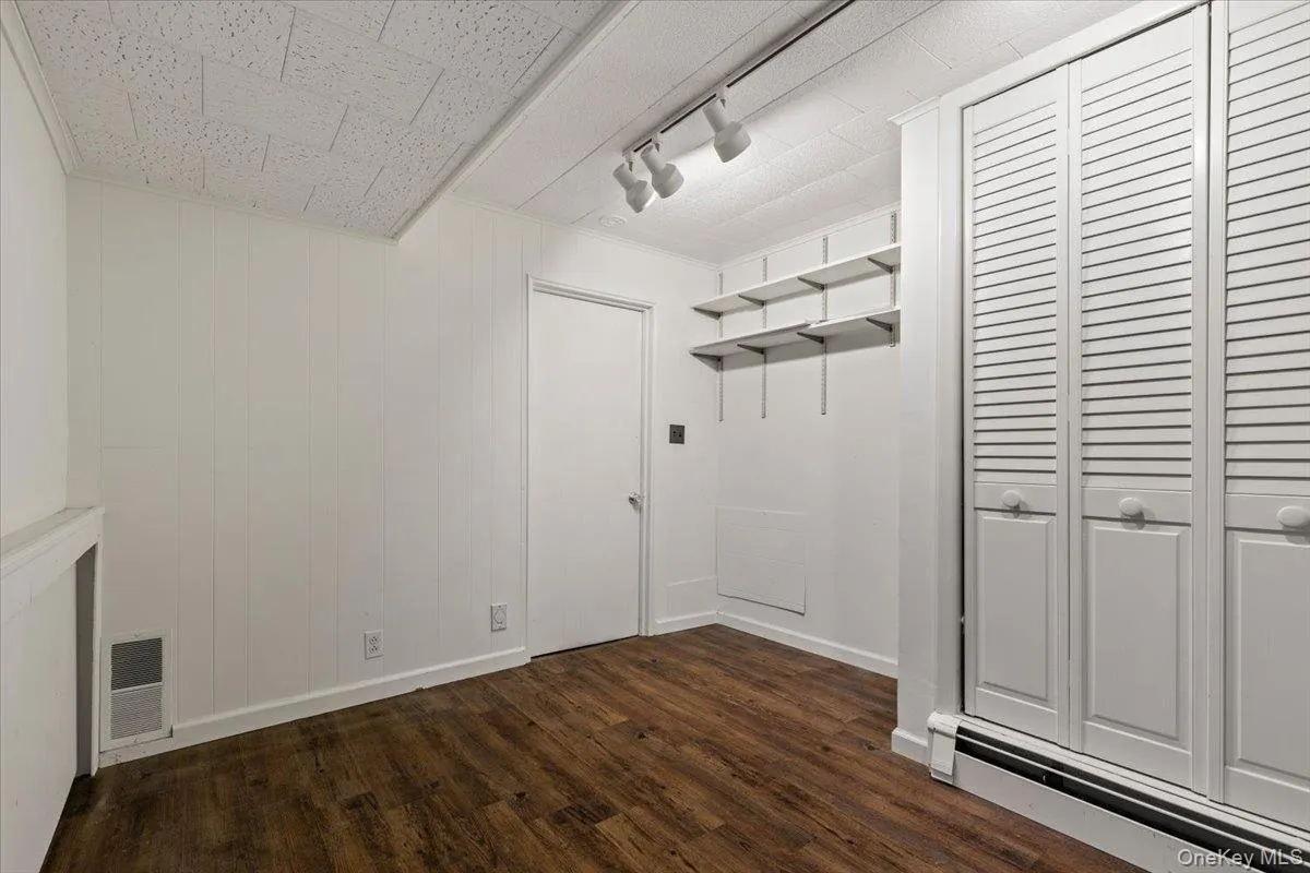 18 Harvard Lane, Greenburgh, NY, 3 Bedrooms Bedrooms, 7 Rooms Rooms,2 BathroomsBathrooms,Residential Lease,Idx,Harvard,0,953447 18 Harvard Lane, Greenburgh, NY, 3 Bedrooms Bedrooms, 7 Rooms Rooms,2 BathroomsBathrooms,Residential Lease,Idx,Harvard,0,953447