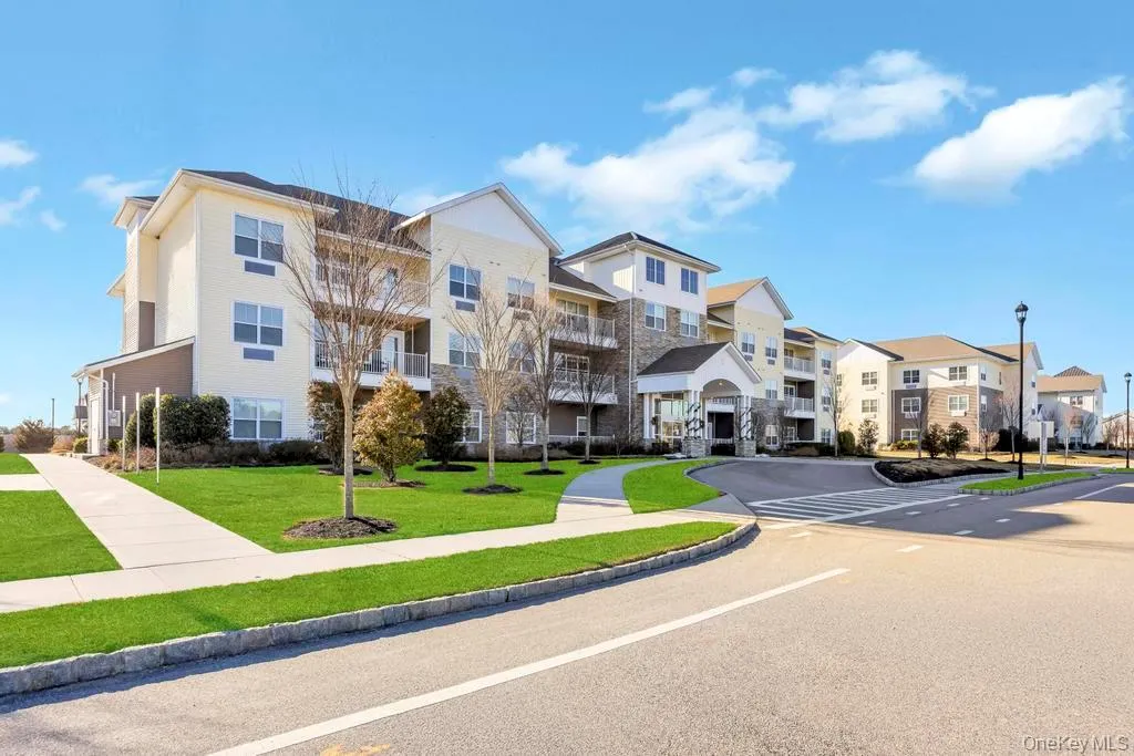 3 Meadows Lane, Brookhaven, NY, 2 Bedrooms Bedrooms, 7 Rooms Rooms,2 BathroomsBathrooms,Residential Lease,For Rent,Meadows,0,953451 3 Meadows Lane, Brookhaven, NY, 2 Bedrooms Bedrooms, 7 Rooms Rooms,2 BathroomsBathrooms,Residential Lease,For Rent,Meadows,0,953451