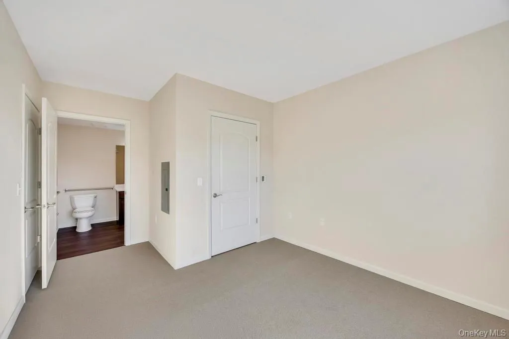 3 Meadows Lane, Brookhaven, NY, 2 Bedrooms Bedrooms, 7 Rooms Rooms,2 BathroomsBathrooms,Residential Lease,For Rent,Meadows,0,953451 3 Meadows Lane, Brookhaven, NY, 2 Bedrooms Bedrooms, 7 Rooms Rooms,2 BathroomsBathrooms,Residential Lease,For Rent,Meadows,0,953451