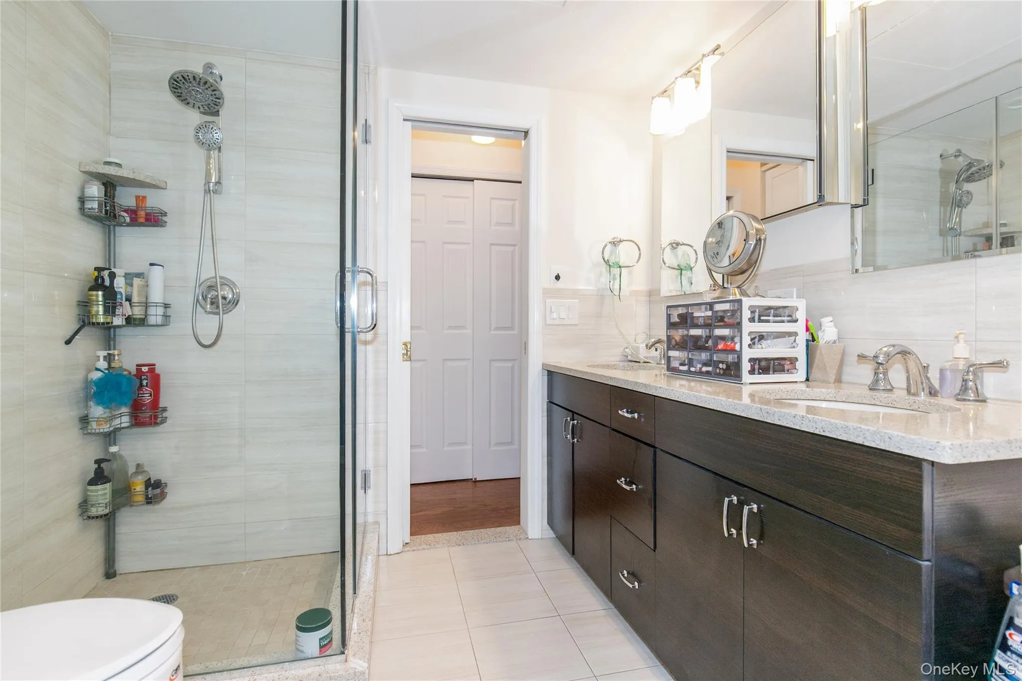 12 Bond Street, North Hempstead, NY, 2 Bedrooms Bedrooms, 5 Rooms Rooms,2 BathroomsBathrooms,Residential Lease,Idx,Bond,0,953453 12 Bond Street, North Hempstead, NY, 2 Bedrooms Bedrooms, 5 Rooms Rooms,2 BathroomsBathrooms,Residential Lease,Idx,Bond,0,953453