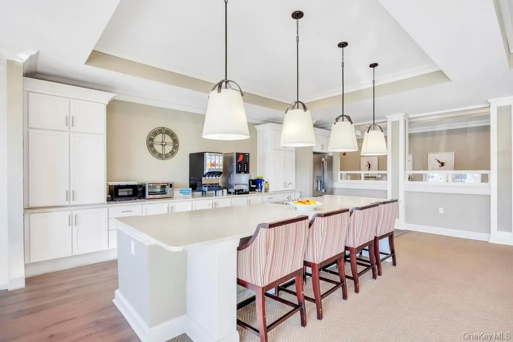 3 Meadows Lane, Brookhaven, NY, 1 Bedroom Bedrooms, 5 Rooms Rooms,1 BathroomBathrooms,Residential Lease,For Rent,Meadows,0,953455 3 Meadows Lane, Brookhaven, NY, 1 Bedroom Bedrooms, 5 Rooms Rooms,1 BathroomBathrooms,Residential Lease,For Rent,Meadows,0,953455