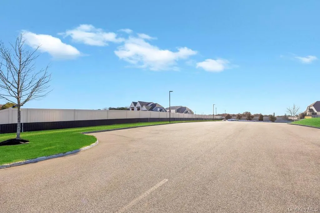 3 Meadows Lane, Brookhaven, NY, 1 Bedroom Bedrooms, 5 Rooms Rooms,1 BathroomBathrooms,Residential Lease,For Rent,Meadows,0,953455 3 Meadows Lane, Brookhaven, NY, 1 Bedroom Bedrooms, 5 Rooms Rooms,1 BathroomBathrooms,Residential Lease,For Rent,Meadows,0,953455