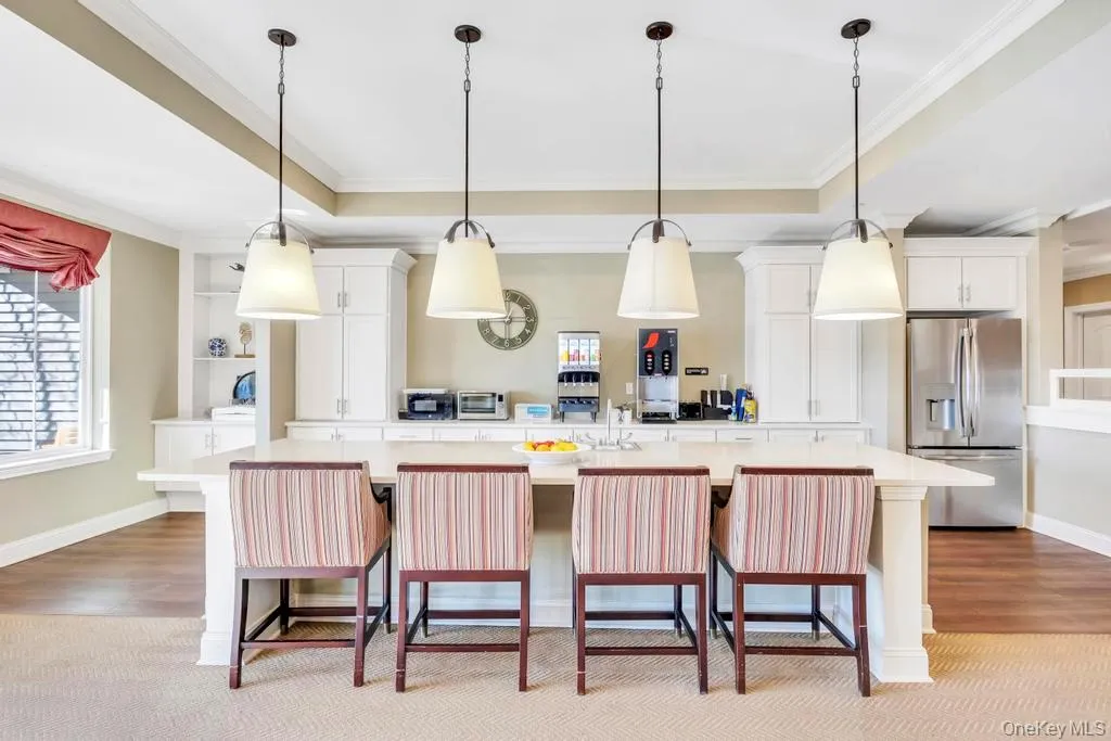 3 Meadows Lane, Brookhaven, NY, 1 Bedroom Bedrooms, 5 Rooms Rooms,1 BathroomBathrooms,Residential Lease,For Rent,Meadows,0,953455 3 Meadows Lane, Brookhaven, NY, 1 Bedroom Bedrooms, 5 Rooms Rooms,1 BathroomBathrooms,Residential Lease,For Rent,Meadows,0,953455