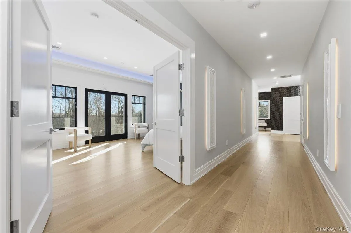 26 Saint Andrews Court, North Hempstead, NY, 5 Bedrooms Bedrooms, 11 Rooms Rooms,5 BathroomsBathrooms,Residential Sale,For Rent,Saint Andrews,0,953465 26 Saint Andrews Court, North Hempstead, NY, 5 Bedrooms Bedrooms, 11 Rooms Rooms,5 BathroomsBathrooms,Residential Sale,For Rent,Saint Andrews,0,953465