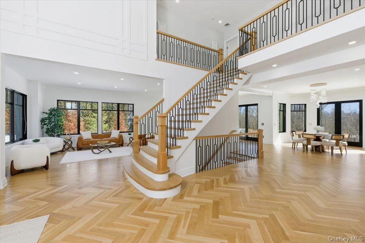 26 Saint Andrews Court, North Hempstead, NY, 5 Bedrooms Bedrooms, 11 Rooms Rooms,5 BathroomsBathrooms,Residential Sale,For Rent,Saint Andrews,0,953465 26 Saint Andrews Court, North Hempstead, NY, 5 Bedrooms Bedrooms, 11 Rooms Rooms,5 BathroomsBathrooms,Residential Sale,For Rent,Saint Andrews,0,953465