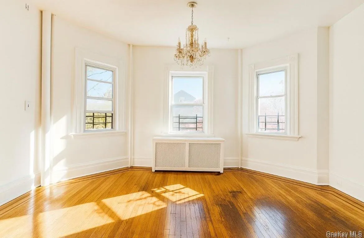 194 Summit Avenue, Mount Vernon, NY, 3 Bedrooms Bedrooms, 6 Rooms Rooms,1 BathroomBathrooms,Residential Lease,Idx,Summit,0,953467 194 Summit Avenue, Mount Vernon, NY, 3 Bedrooms Bedrooms, 6 Rooms Rooms,1 BathroomBathrooms,Residential Lease,Idx,Summit,0,953467