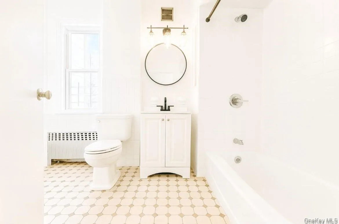 194 Summit Avenue, Mount Vernon, NY, 3 Bedrooms Bedrooms, 6 Rooms Rooms,1 BathroomBathrooms,Residential Lease,Idx,Summit,0,953467 194 Summit Avenue, Mount Vernon, NY, 3 Bedrooms Bedrooms, 6 Rooms Rooms,1 BathroomBathrooms,Residential Lease,Idx,Summit,0,953467