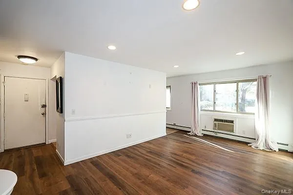 2449 Union Boulevard, Islip, NY, 1 Bedroom Bedrooms, 3 Rooms Rooms,1 BathroomBathrooms,Residential,For Rent,Union,0,953481 2449 Union Boulevard, Islip, NY, 1 Bedroom Bedrooms, 3 Rooms Rooms,1 BathroomBathrooms,Residential,For Rent,Union,0,953481