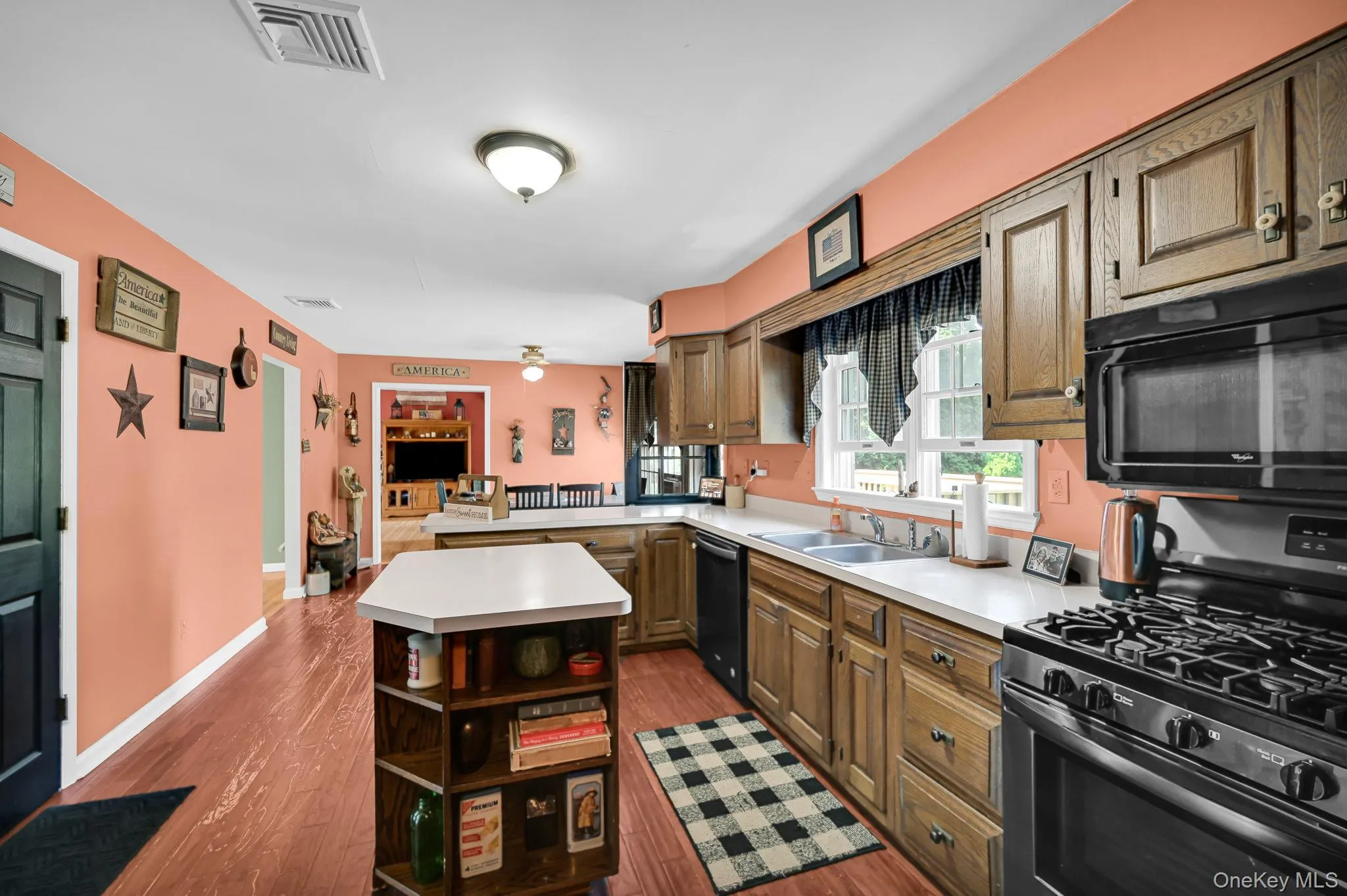 28 Brady Road, Warwick (town), NY, 4 Bedrooms Bedrooms, 8 Rooms Rooms,2 BathroomsBathrooms,Residential,For Rent,Brady,0,953487 28 Brady Road, Warwick (town), NY, 4 Bedrooms Bedrooms, 8 Rooms Rooms,2 BathroomsBathrooms,Residential,For Rent,Brady,0,953487