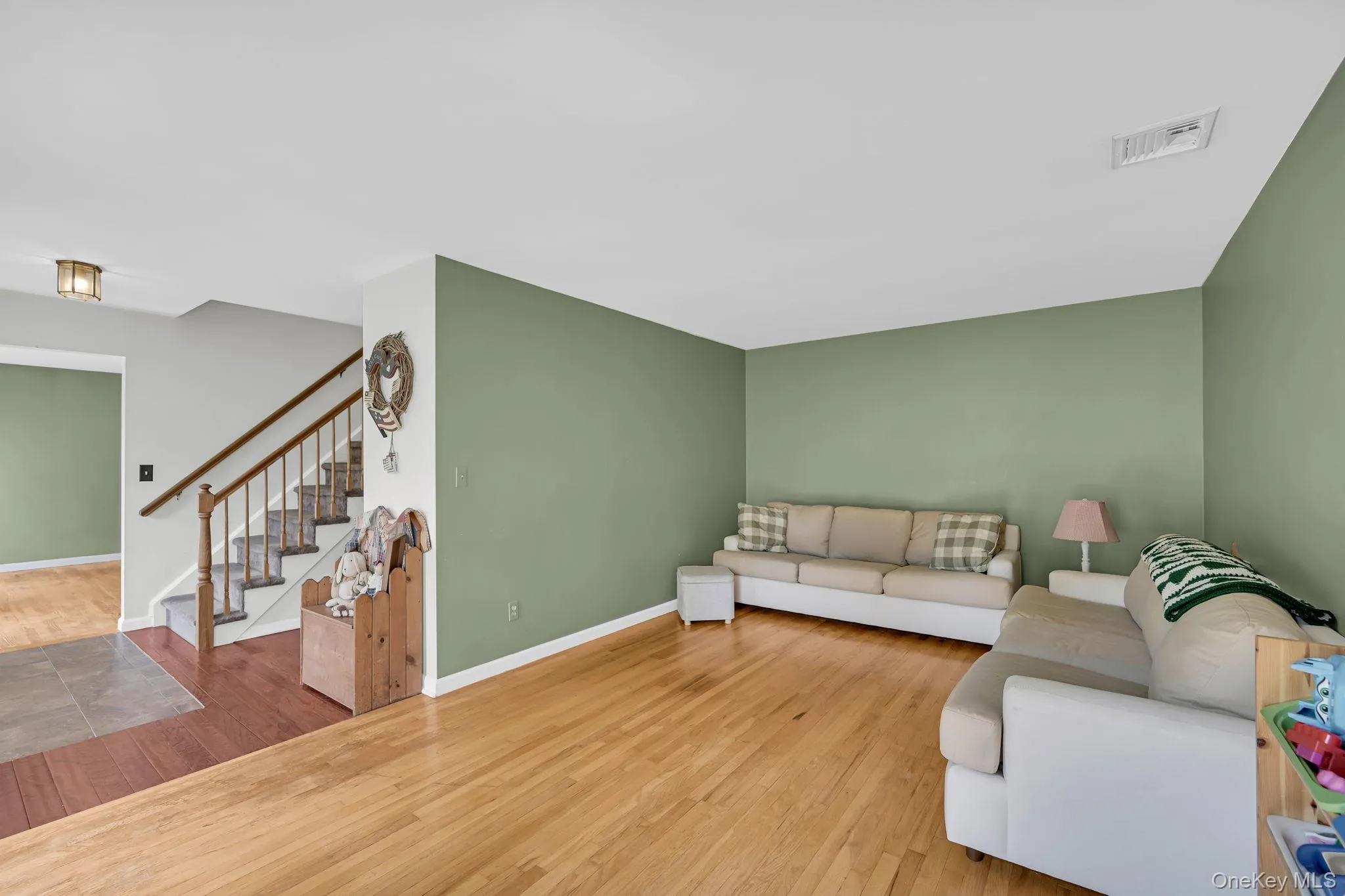 28 Brady Road, Warwick (town), NY, 4 Bedrooms Bedrooms, 8 Rooms Rooms,2 BathroomsBathrooms,Residential,For Rent,Brady,0,953487 28 Brady Road, Warwick (town), NY, 4 Bedrooms Bedrooms, 8 Rooms Rooms,2 BathroomsBathrooms,Residential,For Rent,Brady,0,953487