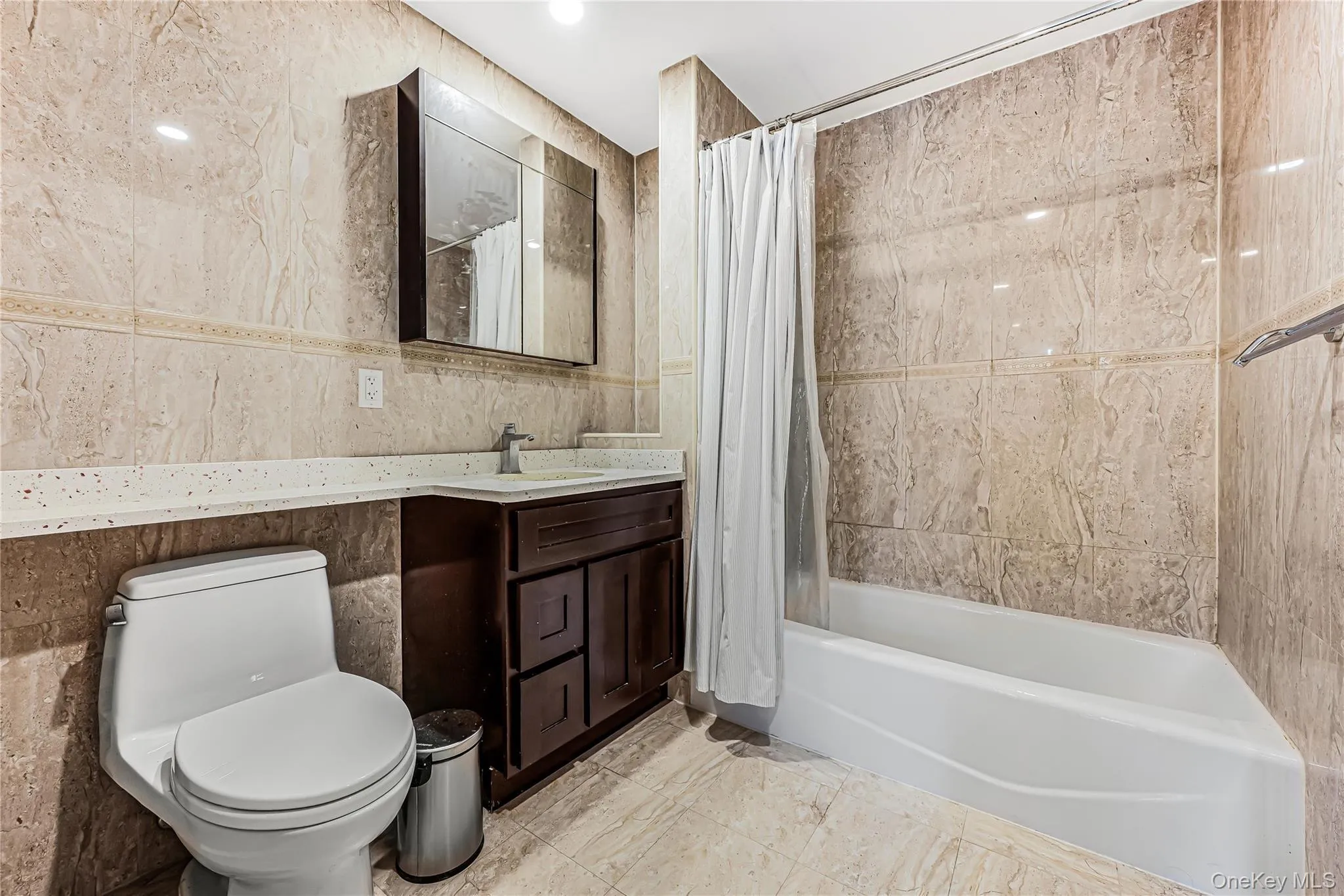 6538 austin st, New York, NY, 2 Bedrooms Bedrooms, 4 Rooms Rooms,2 BathroomsBathrooms,Residential,For Rent,austin st,0,953503 6538 austin st, New York, NY, 2 Bedrooms Bedrooms, 4 Rooms Rooms,2 BathroomsBathrooms,Residential,For Rent,austin st,0,953503