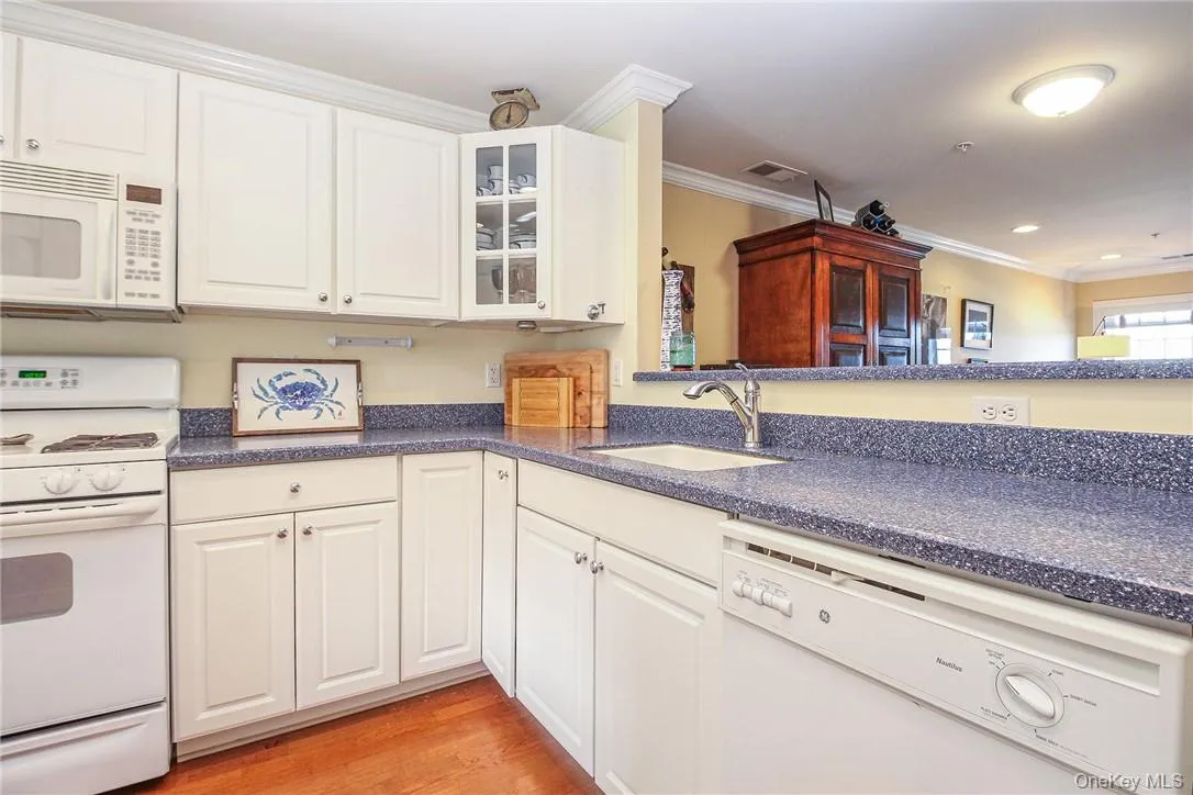 213 Waterside Close, Peekskill, NY, 3 Bedrooms Bedrooms, 6 Rooms Rooms,2 BathroomsBathrooms,Residential Lease,For Rent,Waterside,0,953505 213 Waterside Close, Peekskill, NY, 3 Bedrooms Bedrooms, 6 Rooms Rooms,2 BathroomsBathrooms,Residential Lease,For Rent,Waterside,0,953505