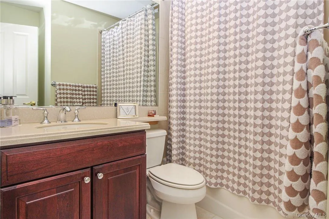 213 Waterside Close, Peekskill, NY, 3 Bedrooms Bedrooms, 6 Rooms Rooms,2 BathroomsBathrooms,Residential Lease,For Rent,Waterside,0,953505 213 Waterside Close, Peekskill, NY, 3 Bedrooms Bedrooms, 6 Rooms Rooms,2 BathroomsBathrooms,Residential Lease,For Rent,Waterside,0,953505