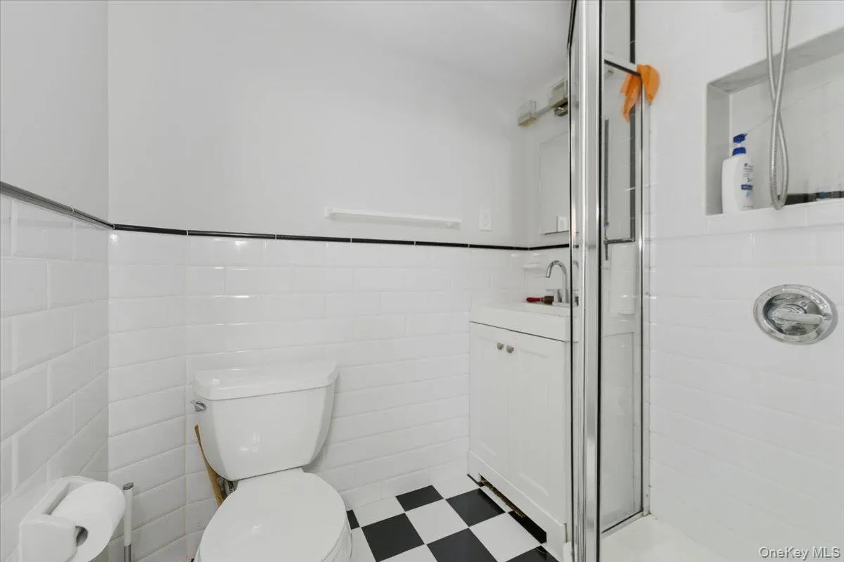 192 Huntington Avenue, New York, NY, 3 Bedrooms Bedrooms, 7 Rooms Rooms,2 BathroomsBathrooms,Residential,For Rent,Huntington,0,953518 192 Huntington Avenue, New York, NY, 3 Bedrooms Bedrooms, 7 Rooms Rooms,2 BathroomsBathrooms,Residential,For Rent,Huntington,0,953518