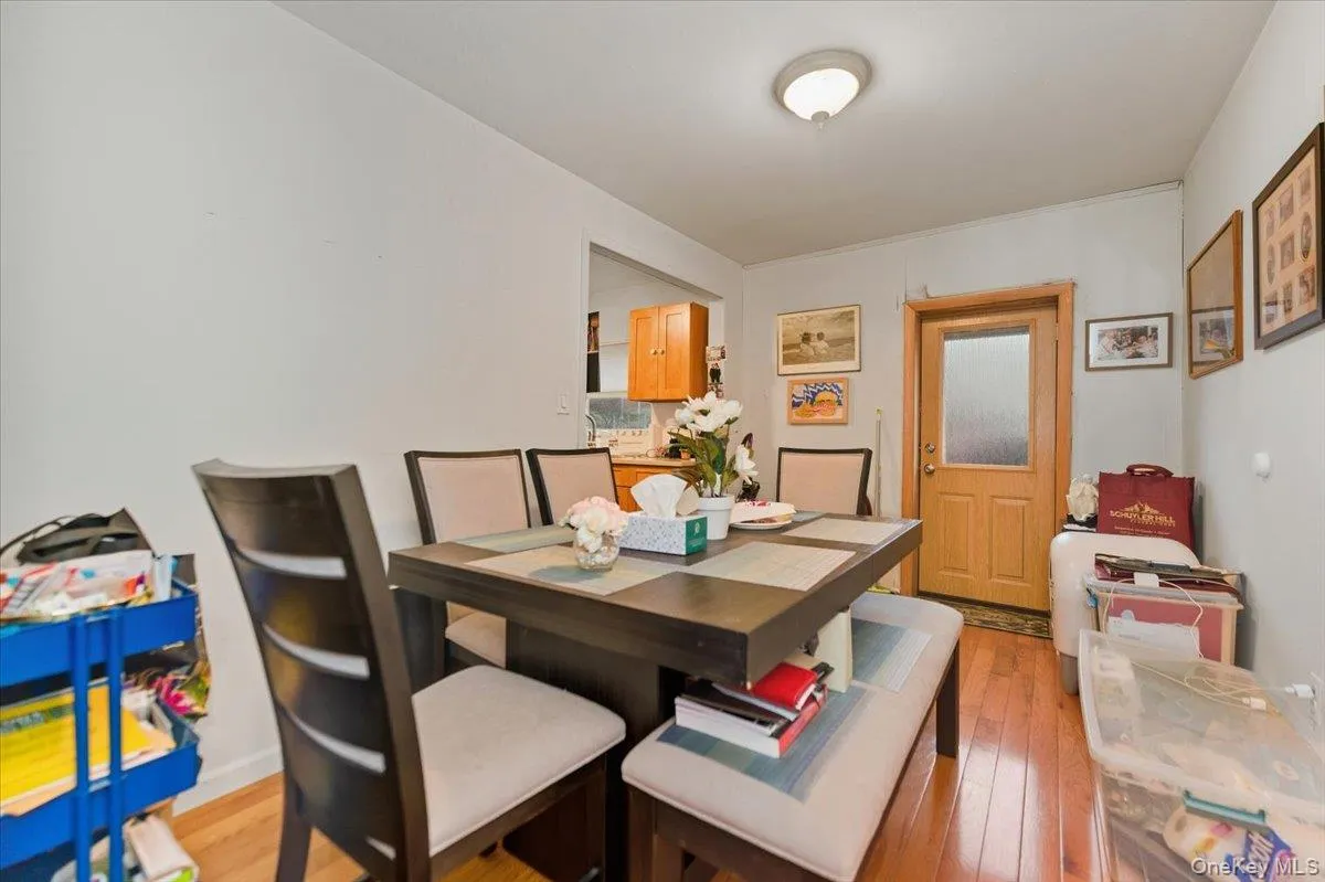 192 Huntington Avenue, New York, NY, 3 Bedrooms Bedrooms, 7 Rooms Rooms,2 BathroomsBathrooms,Residential,For Rent,Huntington,0,953518 192 Huntington Avenue, New York, NY, 3 Bedrooms Bedrooms, 7 Rooms Rooms,2 BathroomsBathrooms,Residential,For Rent,Huntington,0,953518