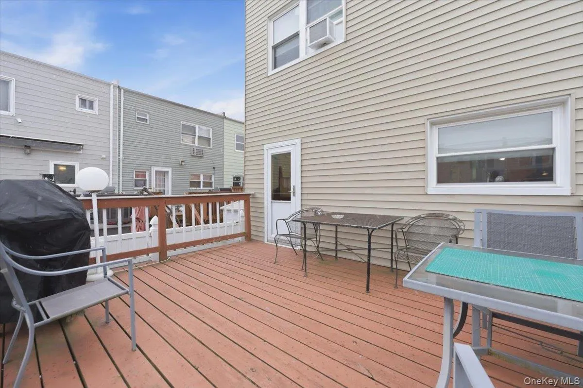 192 Huntington Avenue, New York, NY, 3 Bedrooms Bedrooms, 7 Rooms Rooms,2 BathroomsBathrooms,Residential,For Rent,Huntington,0,953518 192 Huntington Avenue, New York, NY, 3 Bedrooms Bedrooms, 7 Rooms Rooms,2 BathroomsBathrooms,Residential,For Rent,Huntington,0,953518