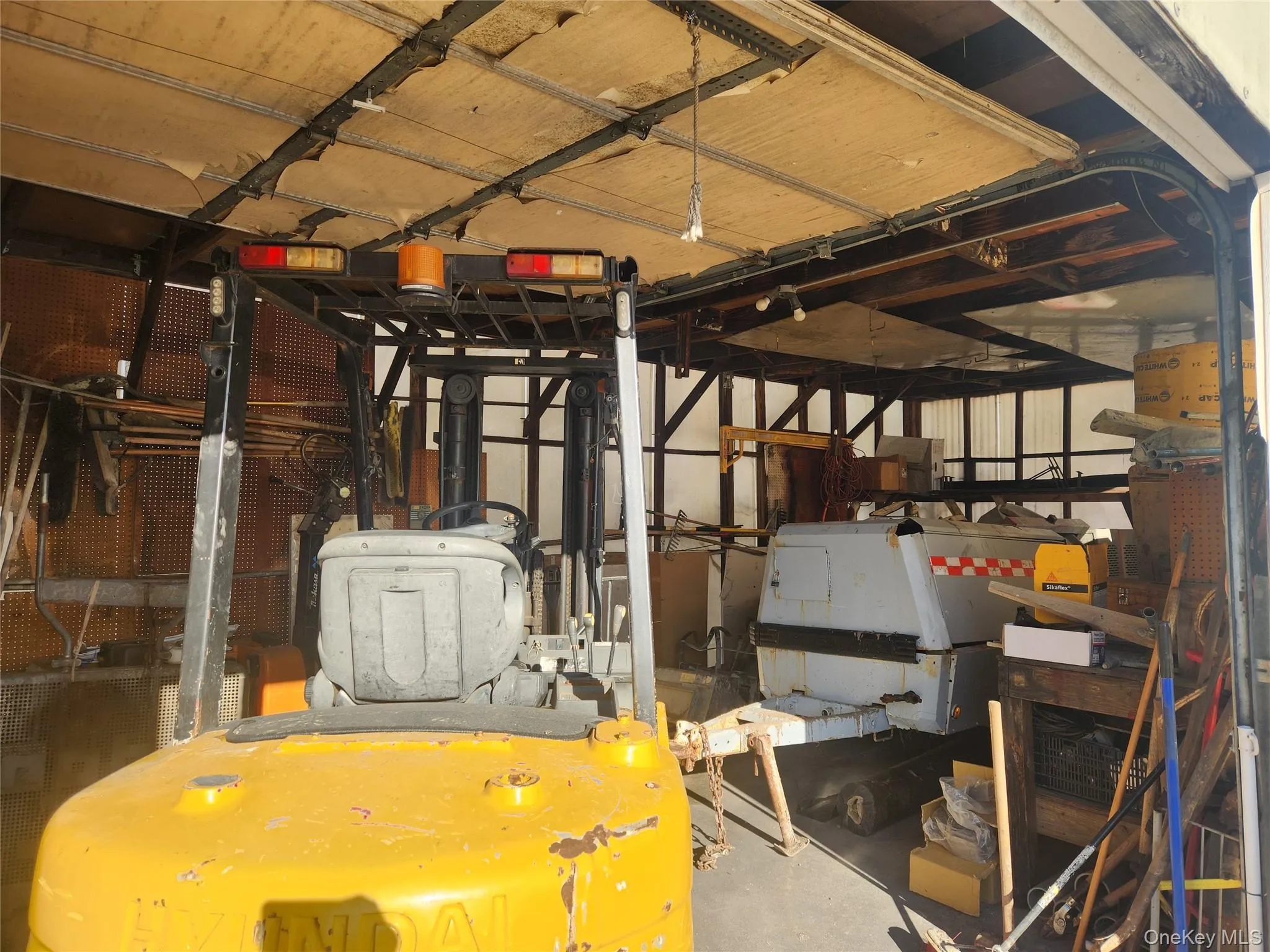 659 Woodfield Road, Hempstead, NY, ,Commercial Lease,For Rent,Woodfield,0,953522 659 Woodfield Road, Hempstead, NY, ,Commercial Lease,For Rent,Woodfield,0,953522