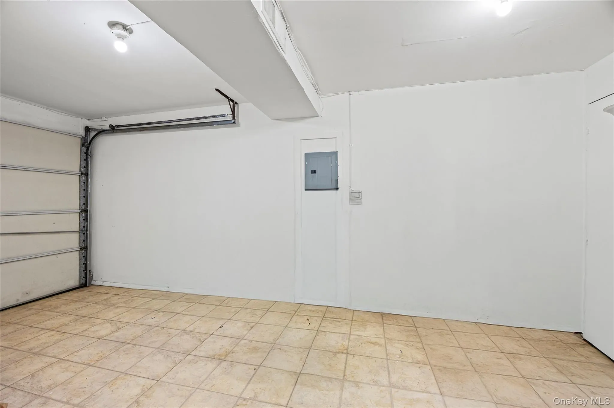 18 South Drive, North Hempstead, NY, 4 Bedrooms Bedrooms, 6 Rooms Rooms,2 BathroomsBathrooms,Residential Lease,Idx,South,0,953532 18 South Drive, North Hempstead, NY, 4 Bedrooms Bedrooms, 6 Rooms Rooms,2 BathroomsBathrooms,Residential Lease,Idx,South,0,953532