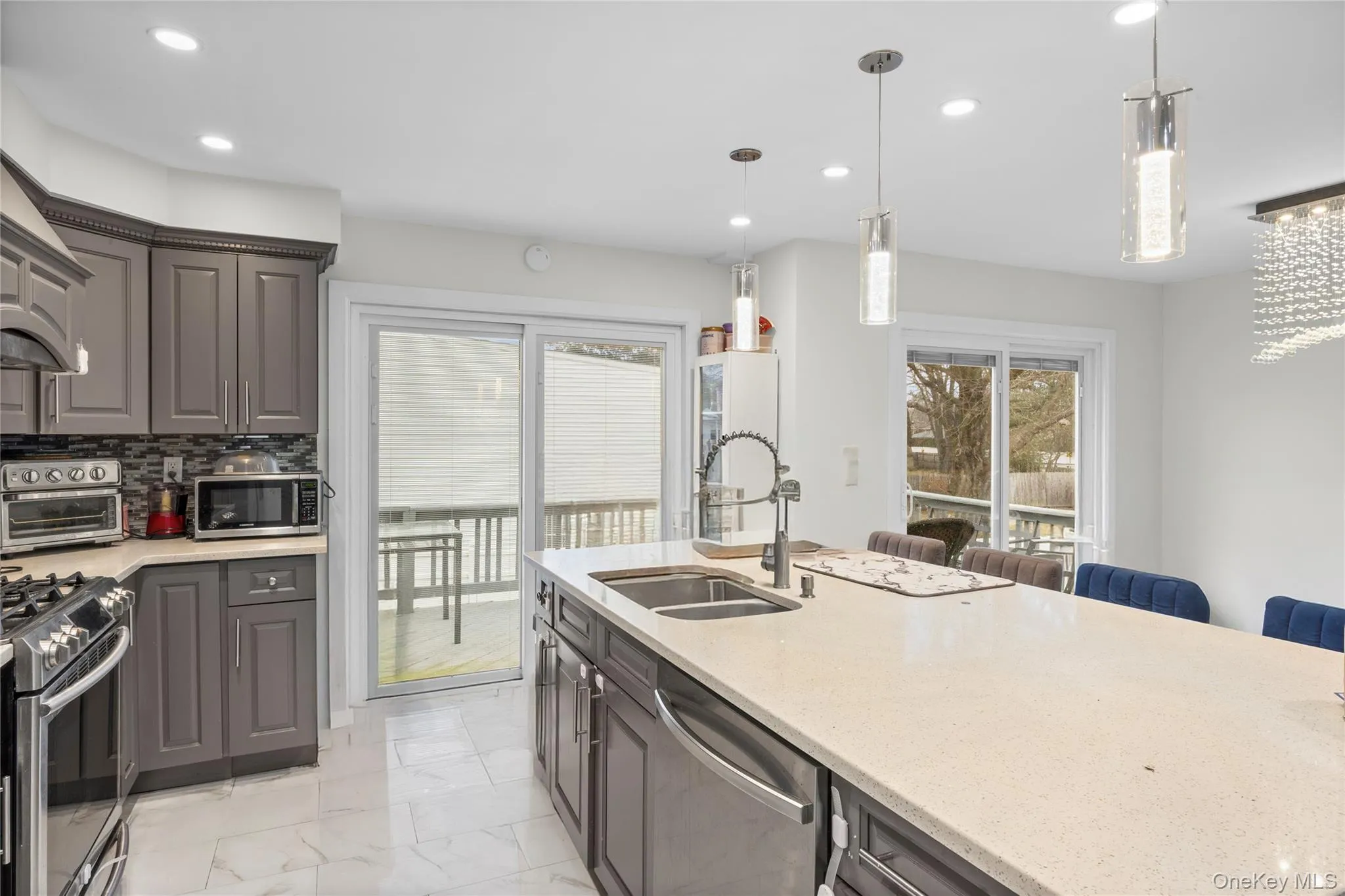 18 South Drive, North Hempstead, NY, 4 Bedrooms Bedrooms, 6 Rooms Rooms,2 BathroomsBathrooms,Residential Lease,Idx,South,0,953532 18 South Drive, North Hempstead, NY, 4 Bedrooms Bedrooms, 6 Rooms Rooms,2 BathroomsBathrooms,Residential Lease,Idx,South,0,953532