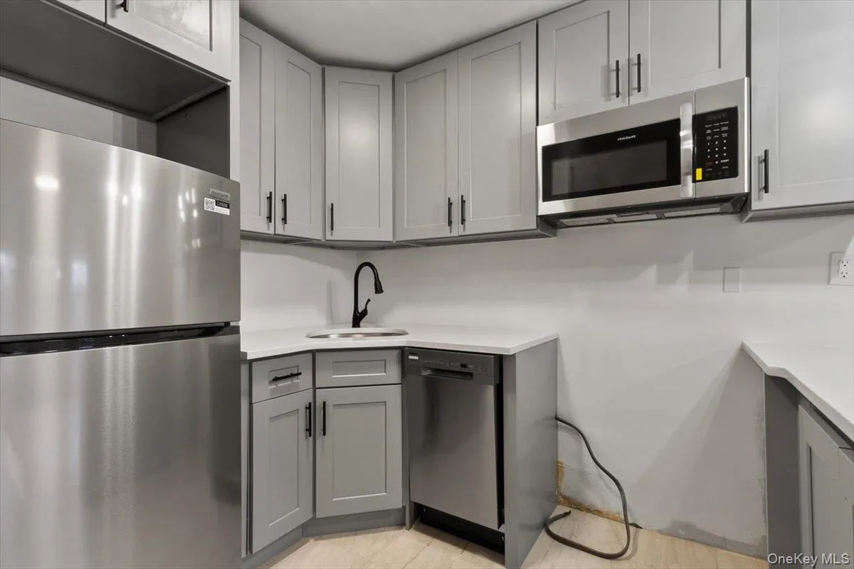 116 Corlies Avenue, Pelham, NY, 4 Bedrooms Bedrooms, 8 Rooms Rooms,1 BathroomBathrooms,Residential Lease,Idx,Corlies,0,953533 116 Corlies Avenue, Pelham, NY, 4 Bedrooms Bedrooms, 8 Rooms Rooms,1 BathroomBathrooms,Residential Lease,Idx,Corlies,0,953533