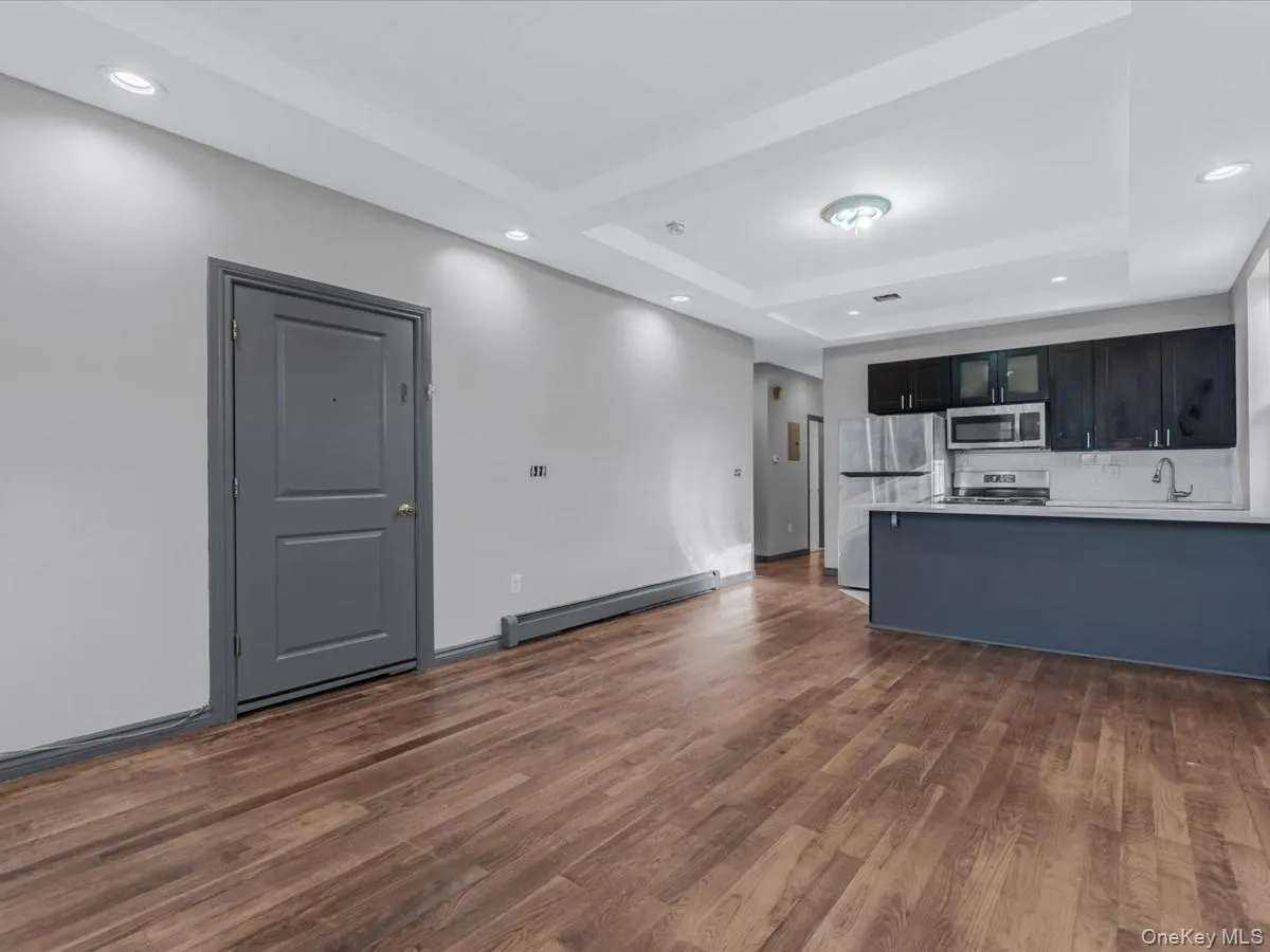 335 52nd Street, New York, NY, 3 Bedrooms Bedrooms, 5 Rooms Rooms,1 BathroomBathrooms,Residential Lease,Idx,52nd,0,953543 335 52nd Street, New York, NY, 3 Bedrooms Bedrooms, 5 Rooms Rooms,1 BathroomBathrooms,Residential Lease,Idx,52nd,0,953543