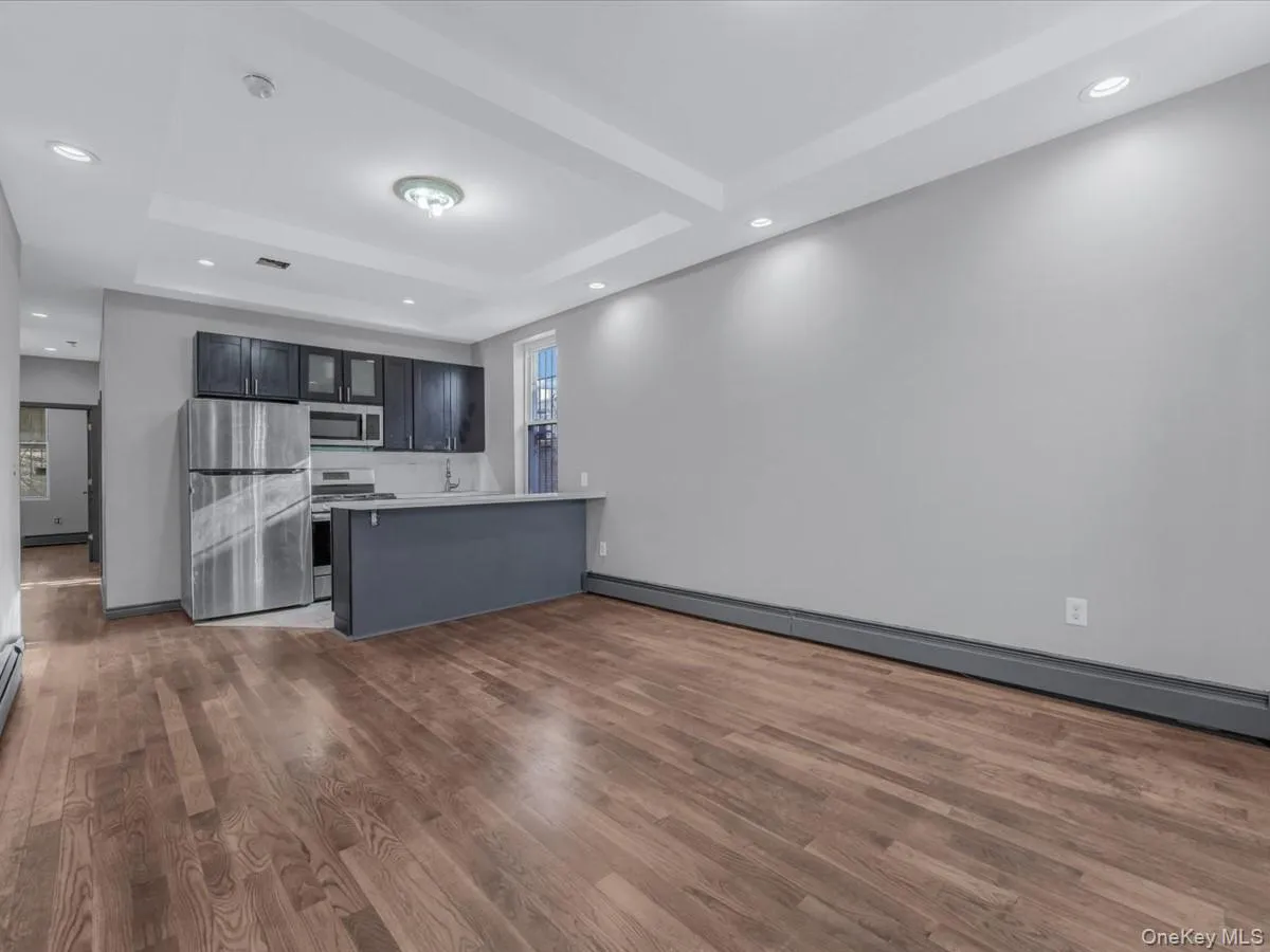 335 52nd Street, New York, NY, 3 Bedrooms Bedrooms, 5 Rooms Rooms,1 BathroomBathrooms,Residential Lease,Idx,52nd,0,953543 335 52nd Street, New York, NY, 3 Bedrooms Bedrooms, 5 Rooms Rooms,1 BathroomBathrooms,Residential Lease,Idx,52nd,0,953543