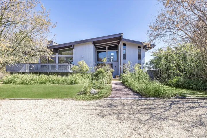 154 W Lake Drive, East Hampton, New York 11954
