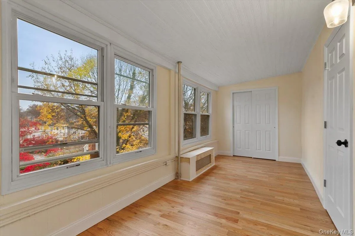 116 Corlies Avenue, Pelham, NY, 2 Bedrooms Bedrooms, 4 Rooms Rooms,1 BathroomBathrooms,Residential Lease,Idx,Corlies,0,953551 116 Corlies Avenue, Pelham, NY, 2 Bedrooms Bedrooms, 4 Rooms Rooms,1 BathroomBathrooms,Residential Lease,Idx,Corlies,0,953551