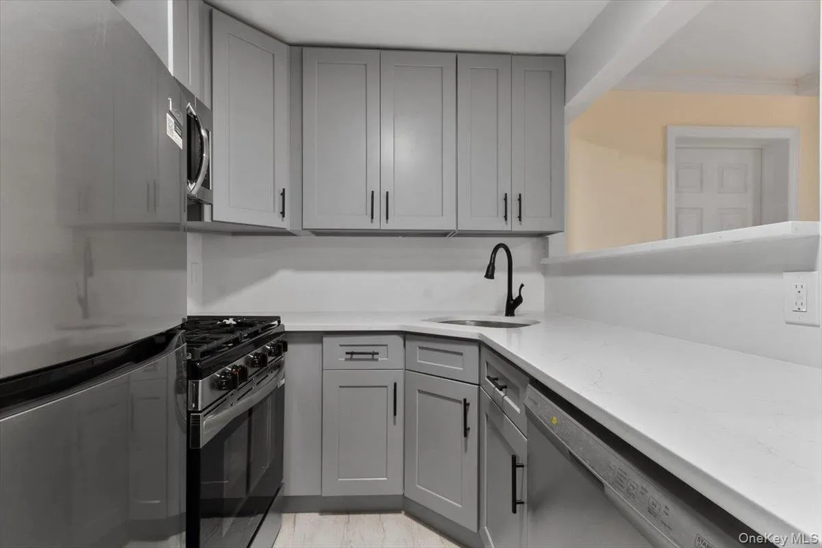 116 Corlies Avenue, Pelham, NY, 2 Bedrooms Bedrooms, 4 Rooms Rooms,1 BathroomBathrooms,Residential Lease,Idx,Corlies,0,953551 116 Corlies Avenue, Pelham, NY, 2 Bedrooms Bedrooms, 4 Rooms Rooms,1 BathroomBathrooms,Residential Lease,Idx,Corlies,0,953551