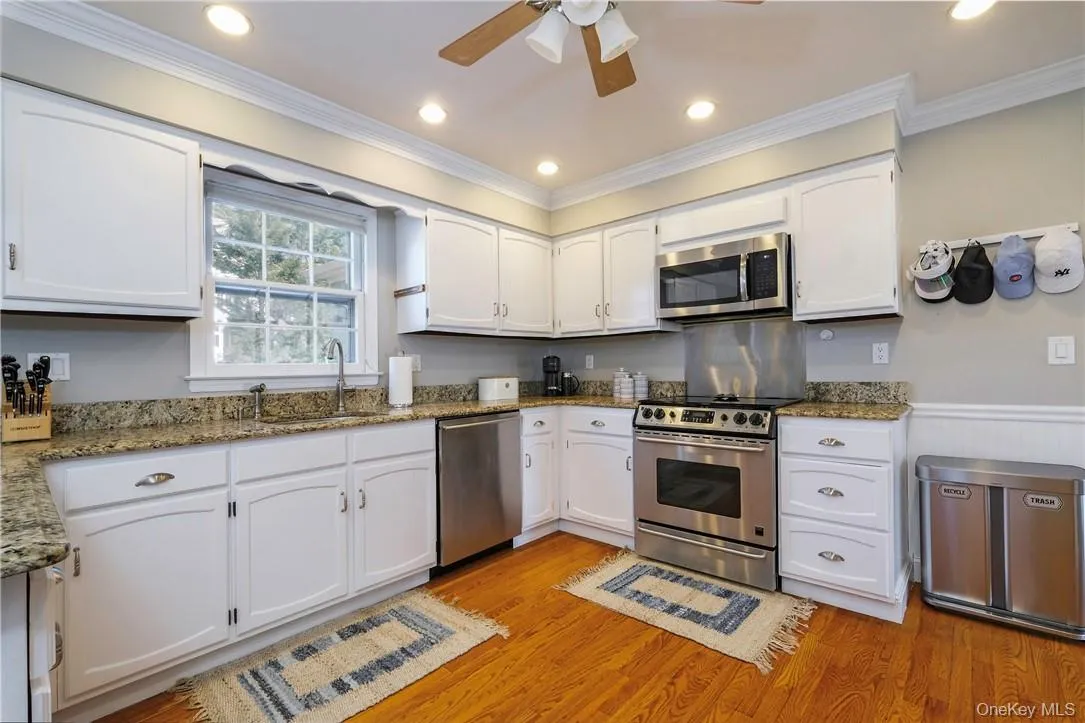 59 Clinton Avenue, Rye City, NY, 4 Bedrooms Bedrooms, 9 Rooms Rooms,2 BathroomsBathrooms,Residential Lease,Idx,Clinton,0,953570 59 Clinton Avenue, Rye City, NY, 4 Bedrooms Bedrooms, 9 Rooms Rooms,2 BathroomsBathrooms,Residential Lease,Idx,Clinton,0,953570