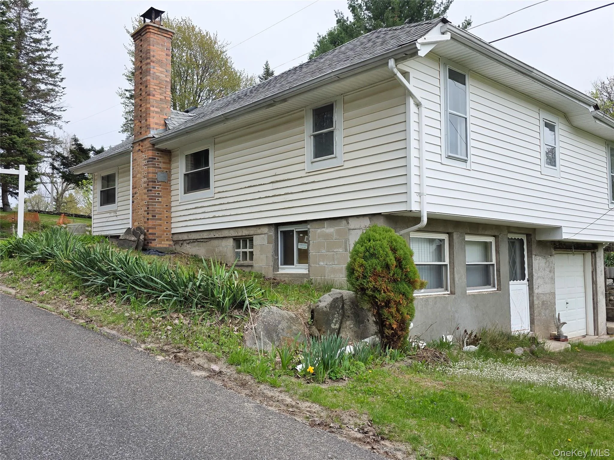 50 Low Road, Neversink, NY, 3 Bedrooms Bedrooms, 5 Rooms Rooms,1 BathroomBathrooms,Residential,For Rent,Low,0,953573 50 Low Road, Neversink, NY, 3 Bedrooms Bedrooms, 5 Rooms Rooms,1 BathroomBathrooms,Residential,For Rent,Low,0,953573