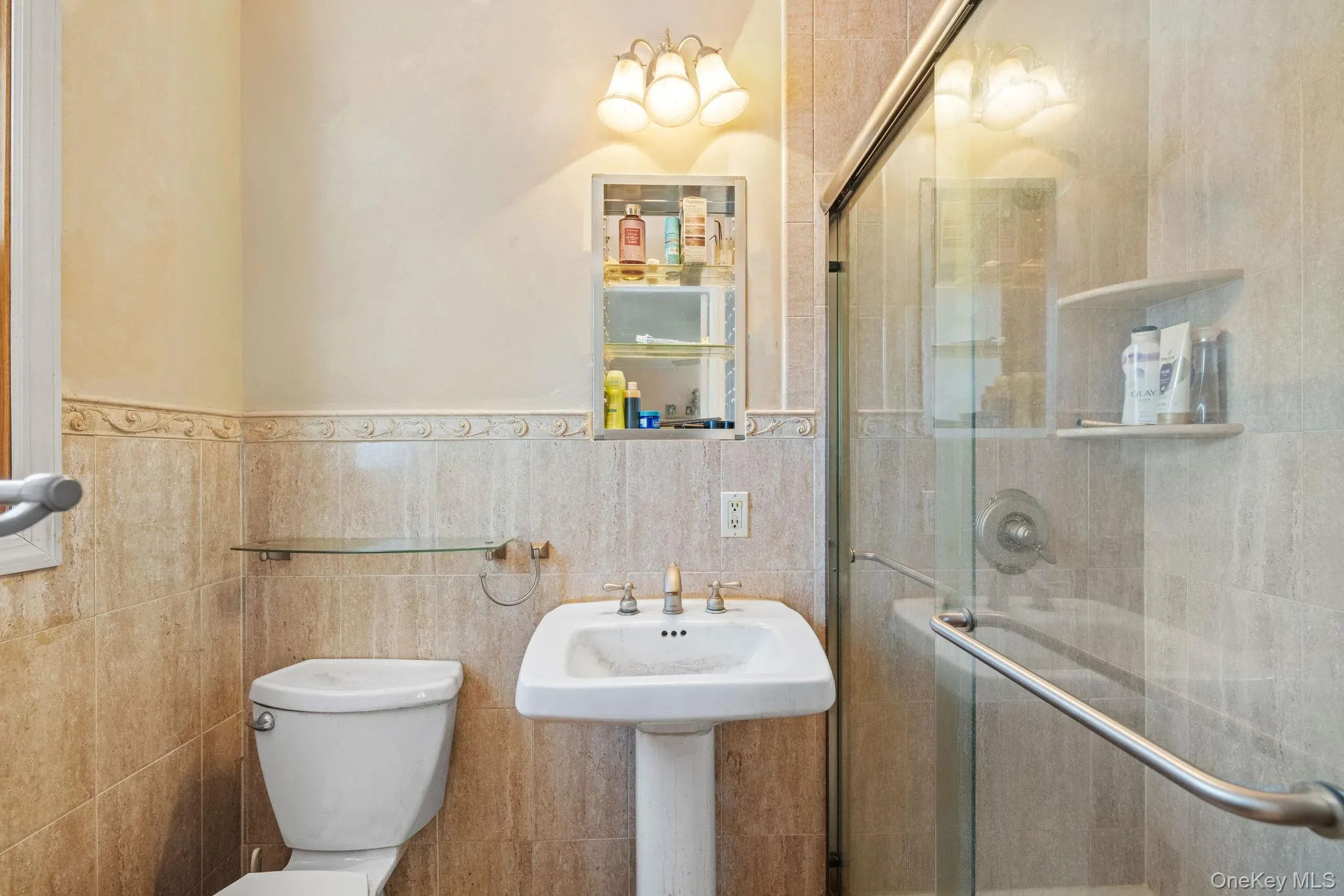 full bathroom full bathroom