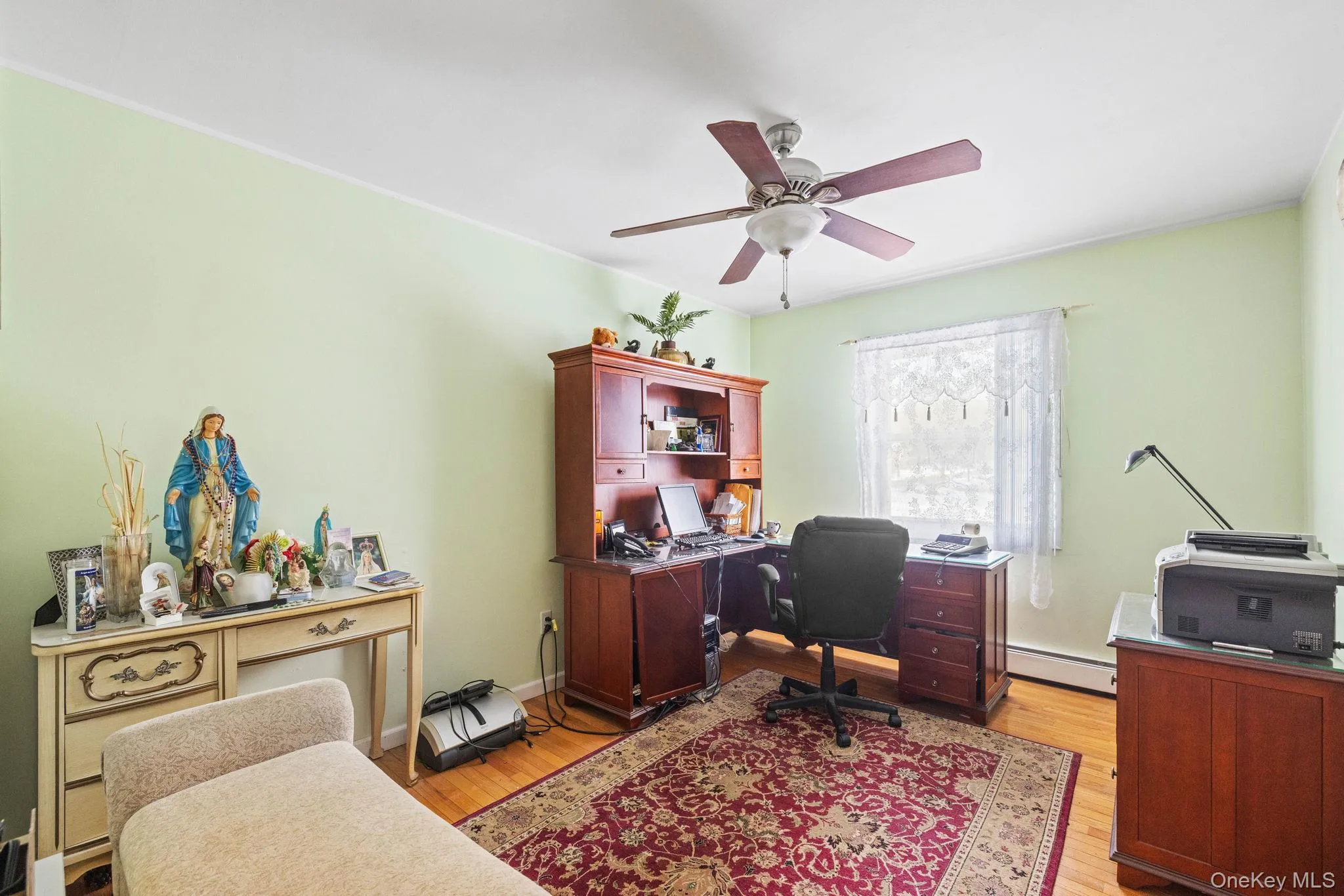 Bedroom used as office Bedroom used as office
