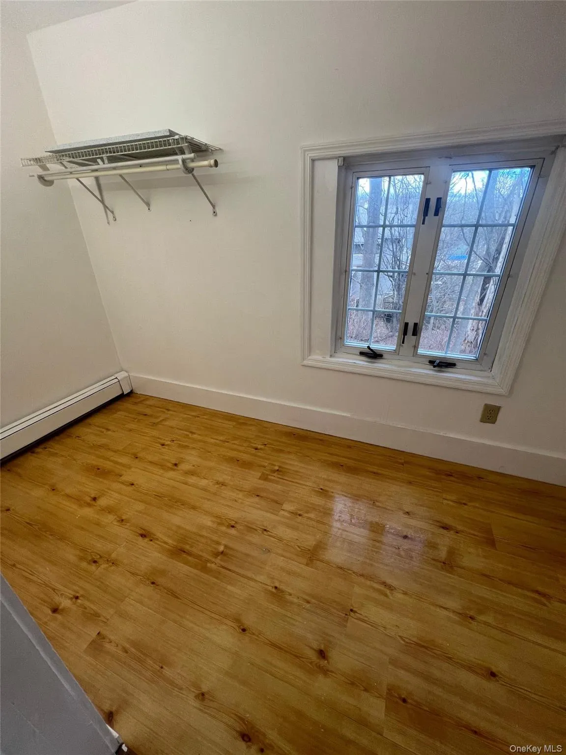 333 Girard Street, Esopus, NY, 1 Bedroom Bedrooms, 2 Rooms Rooms,1 BathroomBathrooms,Residential Lease,Idx,Girard,0,953591 333 Girard Street, Esopus, NY, 1 Bedroom Bedrooms, 2 Rooms Rooms,1 BathroomBathrooms,Residential Lease,Idx,Girard,0,953591