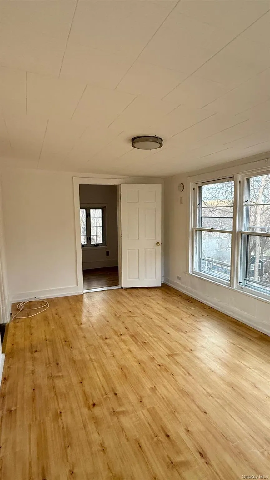 333 Girard Street, Esopus, NY, 1 Bedroom Bedrooms, 2 Rooms Rooms,1 BathroomBathrooms,Residential Lease,Idx,Girard,0,953591 333 Girard Street, Esopus, NY, 1 Bedroom Bedrooms, 2 Rooms Rooms,1 BathroomBathrooms,Residential Lease,Idx,Girard,0,953591