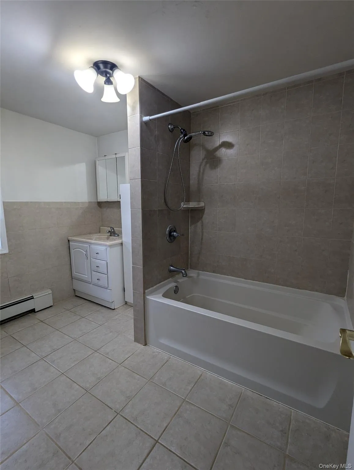 2937 Davis Street, Hempstead, NY, 2 Bedrooms Bedrooms, 4 Rooms Rooms,1 BathroomBathrooms,Residential Lease,Idx,Davis,0,953610 2937 Davis Street, Hempstead, NY, 2 Bedrooms Bedrooms, 4 Rooms Rooms,1 BathroomBathrooms,Residential Lease,Idx,Davis,0,953610