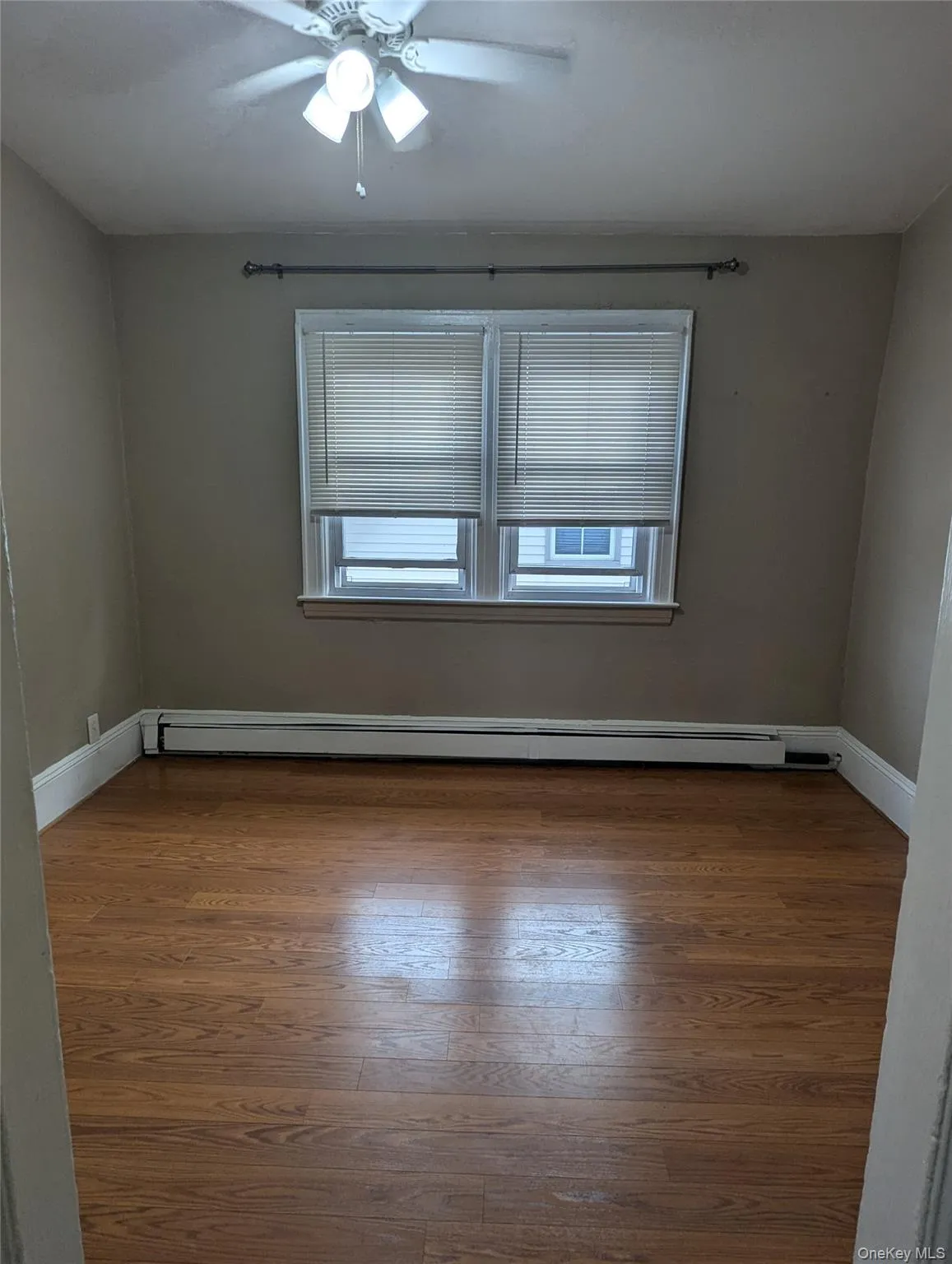 2937 Davis Street, Hempstead, NY, 2 Bedrooms Bedrooms, 4 Rooms Rooms,1 BathroomBathrooms,Residential Lease,Idx,Davis,0,953610 2937 Davis Street, Hempstead, NY, 2 Bedrooms Bedrooms, 4 Rooms Rooms,1 BathroomBathrooms,Residential Lease,Idx,Davis,0,953610