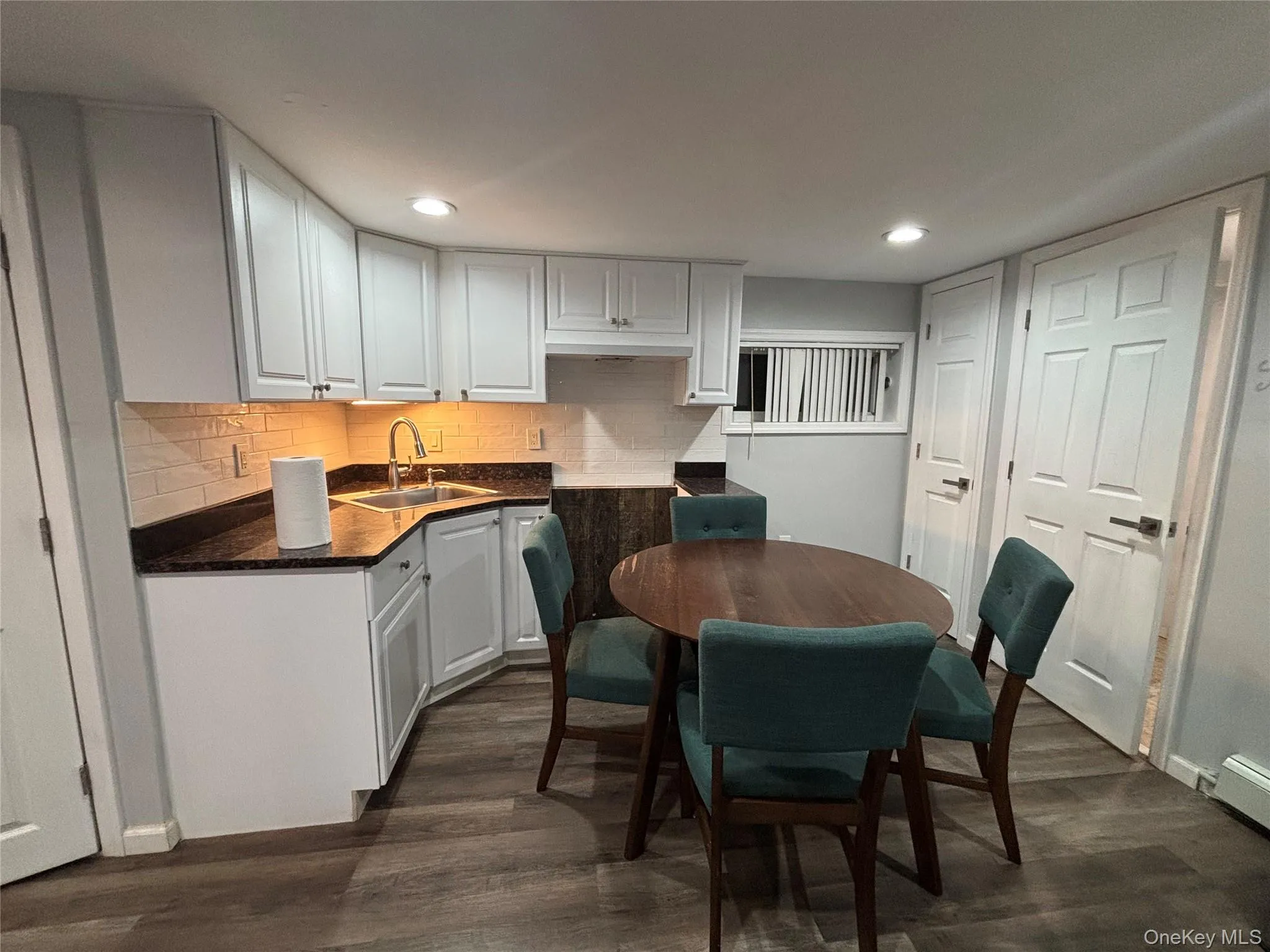 832 Jefferson Street, Hempstead, NY, 2 Bedrooms Bedrooms, 4 Rooms Rooms,1 BathroomBathrooms,Residential Lease,Idx,Jefferson,0,953614 832 Jefferson Street, Hempstead, NY, 2 Bedrooms Bedrooms, 4 Rooms Rooms,1 BathroomBathrooms,Residential Lease,Idx,Jefferson,0,953614