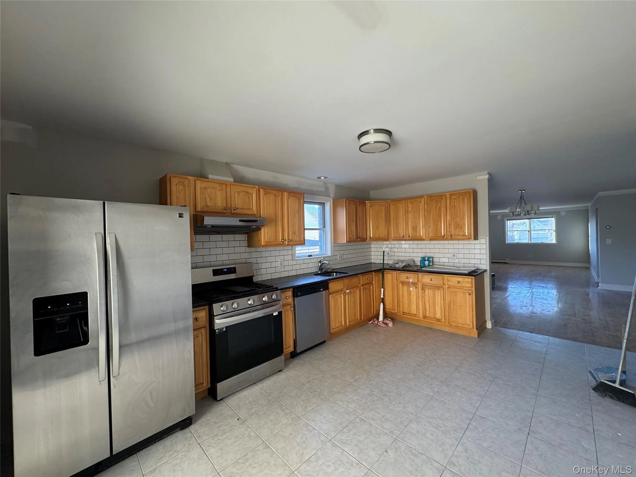 1112 Mile Square Road, Yonkers, NY, 3 Bedrooms Bedrooms, 5 Rooms Rooms,2 BathroomsBathrooms,Residential Lease,Idx,Mile Square,0,953656 1112 Mile Square Road, Yonkers, NY, 3 Bedrooms Bedrooms, 5 Rooms Rooms,2 BathroomsBathrooms,Residential Lease,Idx,Mile Square,0,953656