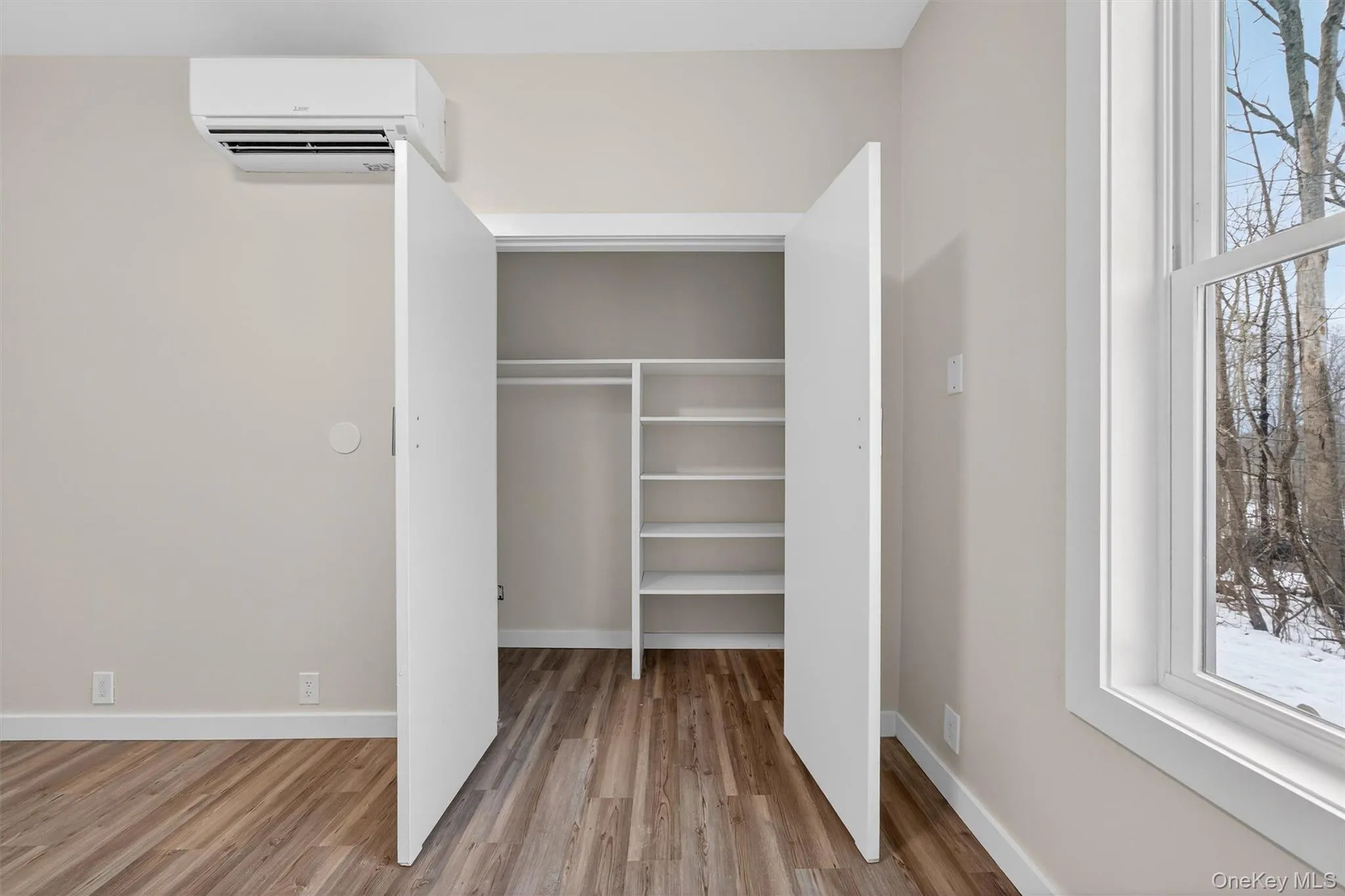 303 Main Street, Fallsburg, NY, 3 Bedrooms Bedrooms, 6 Rooms Rooms,1 BathroomBathrooms,Residential Lease,Idx,Main,0,953659 303 Main Street, Fallsburg, NY, 3 Bedrooms Bedrooms, 6 Rooms Rooms,1 BathroomBathrooms,Residential Lease,Idx,Main,0,953659