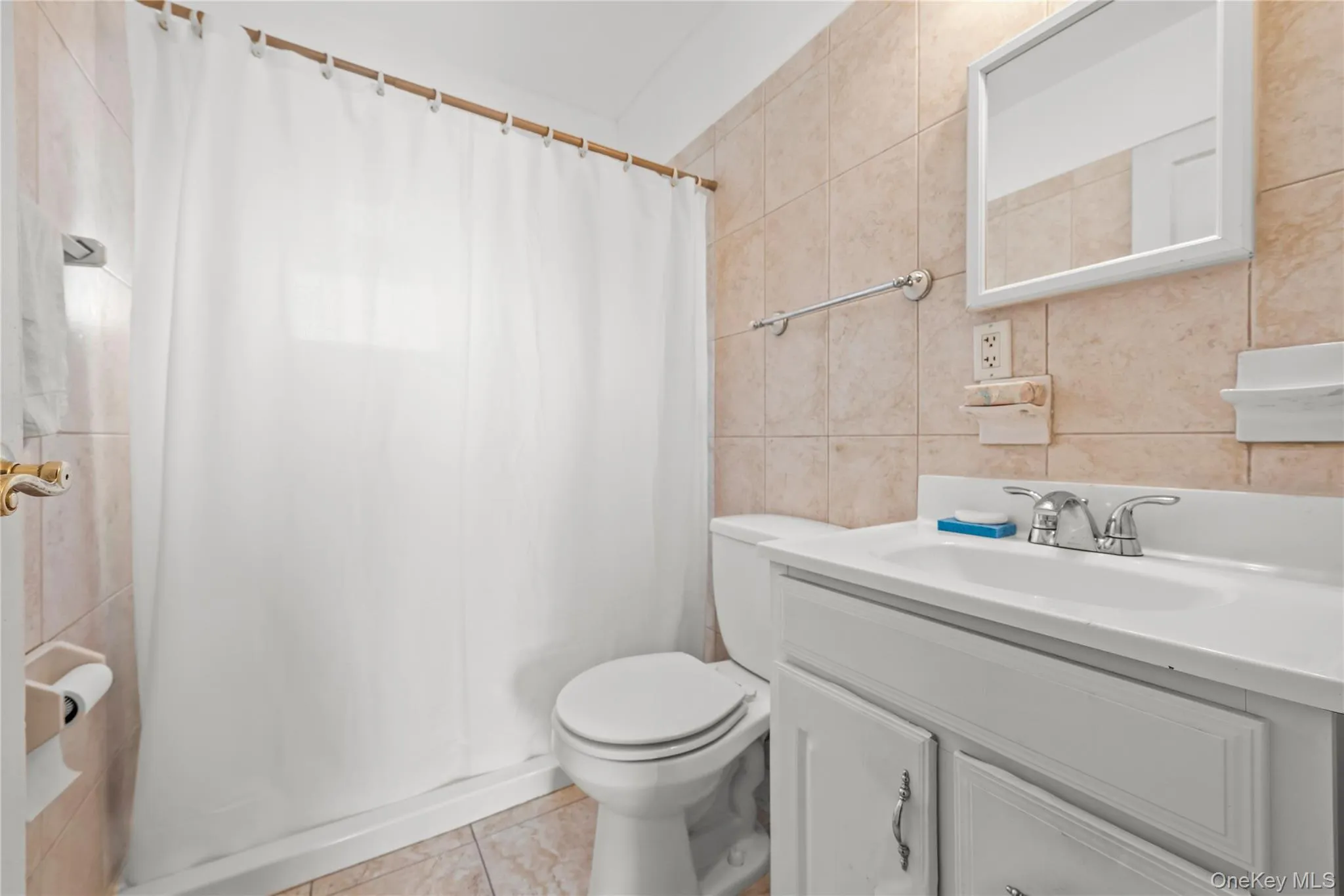8218 258th Street, New York, NY, 4 Bedrooms Bedrooms, 8 Rooms Rooms,3 BathroomsBathrooms,Residential,For Rent,258th,0,953689 8218 258th Street, New York, NY, 4 Bedrooms Bedrooms, 8 Rooms Rooms,3 BathroomsBathrooms,Residential,For Rent,258th,0,953689