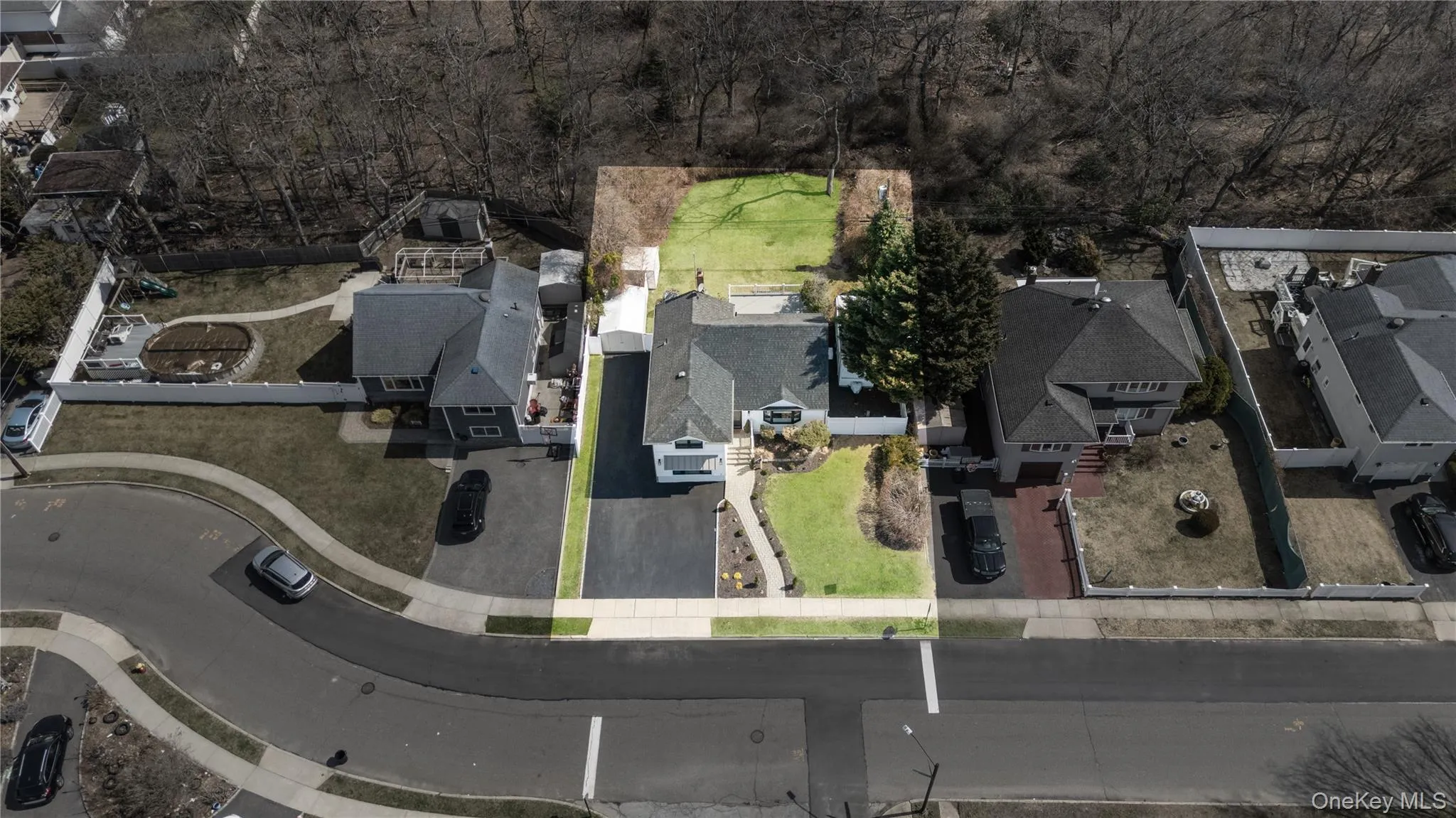 53 Elizabeth Drive, Oyster Bay, NY, 3 Bedrooms Bedrooms, 10 Rooms Rooms,2 BathroomsBathrooms,Residential,For Rent,Elizabeth,0,953702 53 Elizabeth Drive, Oyster Bay, NY, 3 Bedrooms Bedrooms, 10 Rooms Rooms,2 BathroomsBathrooms,Residential,For Rent,Elizabeth,0,953702