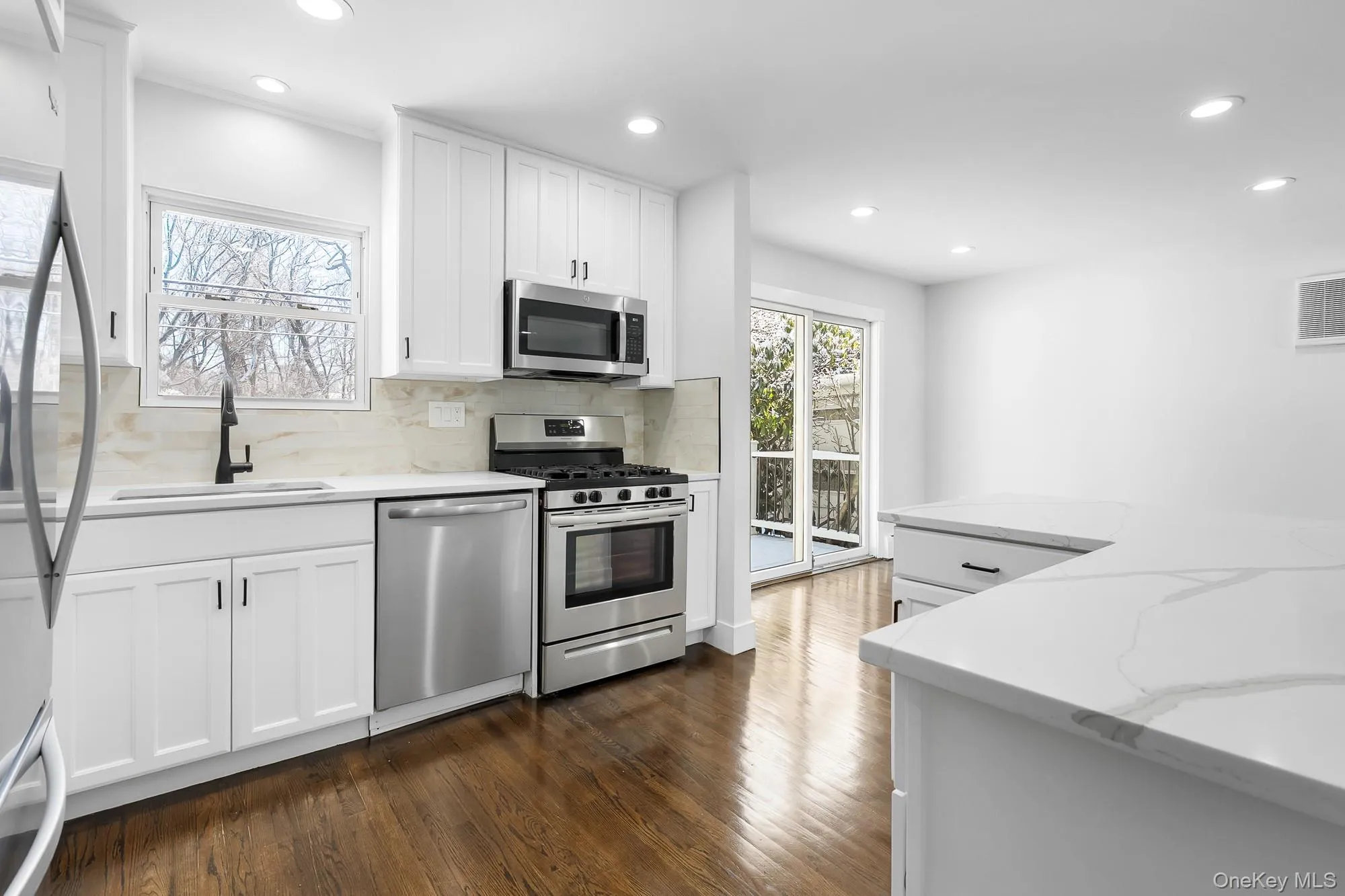 53 Elizabeth Drive, Oyster Bay, NY, 3 Bedrooms Bedrooms, 10 Rooms Rooms,2 BathroomsBathrooms,Residential,For Rent,Elizabeth,0,953702 53 Elizabeth Drive, Oyster Bay, NY, 3 Bedrooms Bedrooms, 10 Rooms Rooms,2 BathroomsBathrooms,Residential,For Rent,Elizabeth,0,953702
